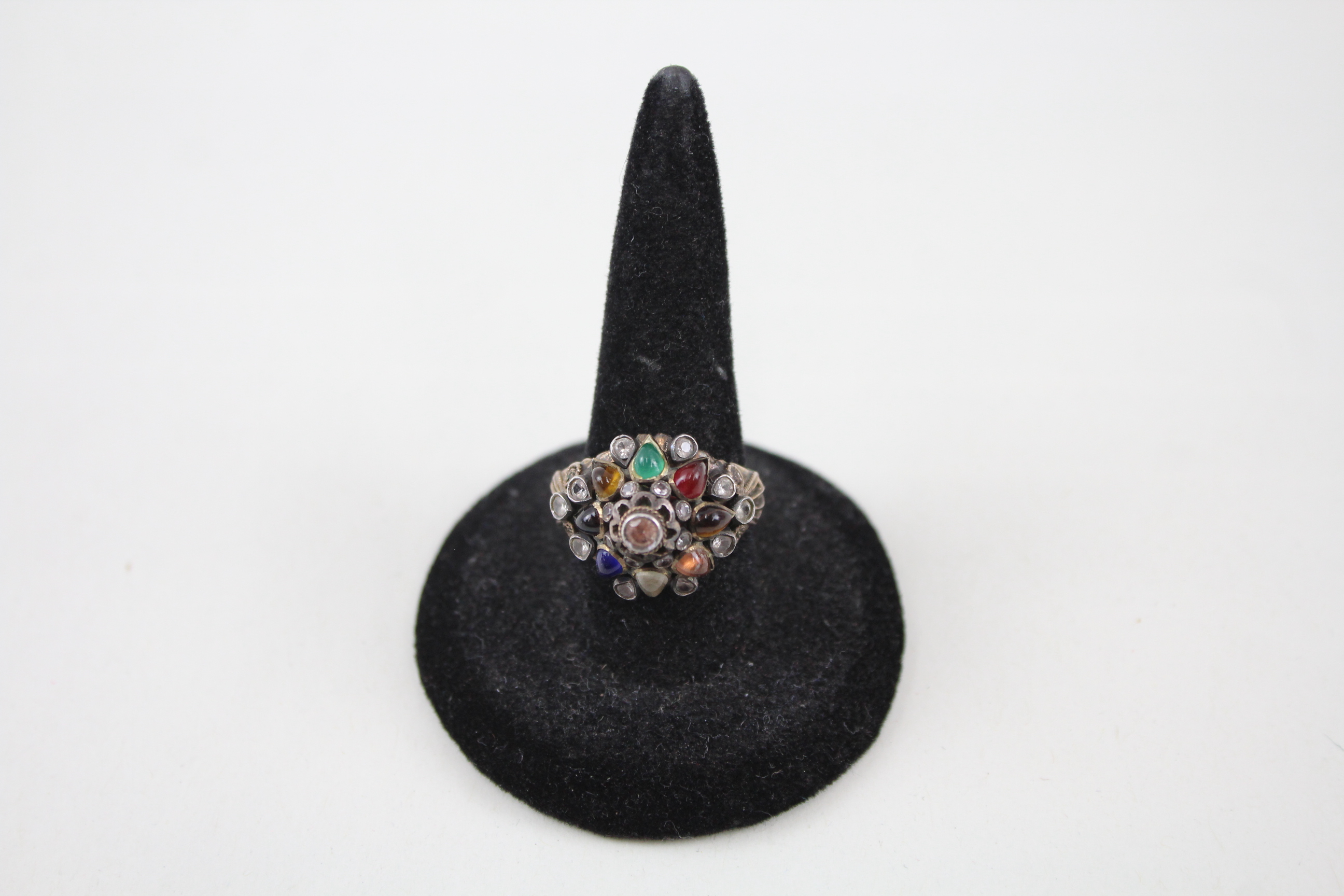 Low carat princess ring with multi gemstones (4g) - Image 6 of 6