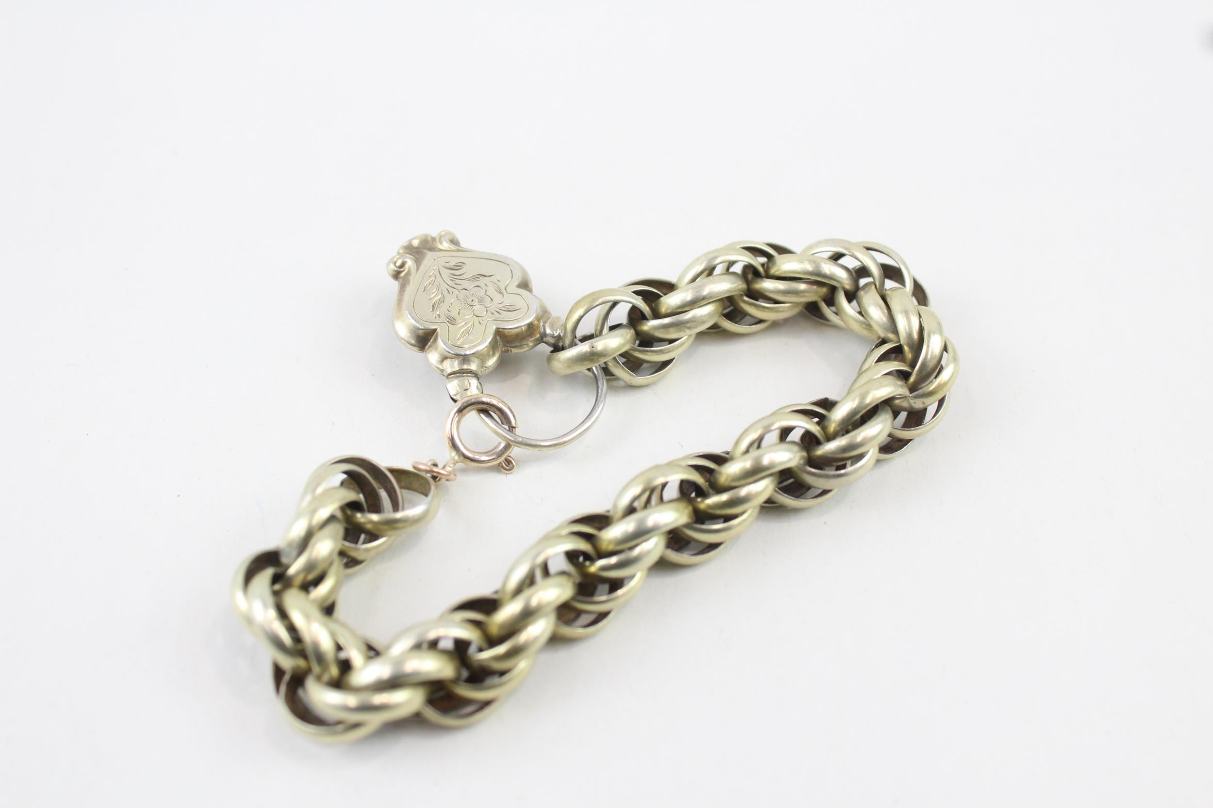 Silver antique bracelet with Diamond set padlock clasp (25g) - Image 6 of 7