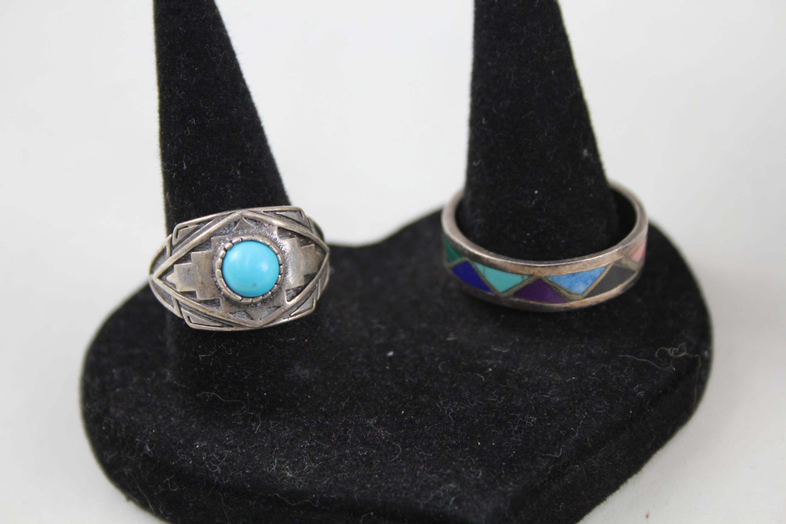 A collection of silver Native American jewellery including signed (23g) - Image 3 of 8