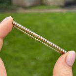 9ct gold antique seed pearl bar brooch 3.7 g