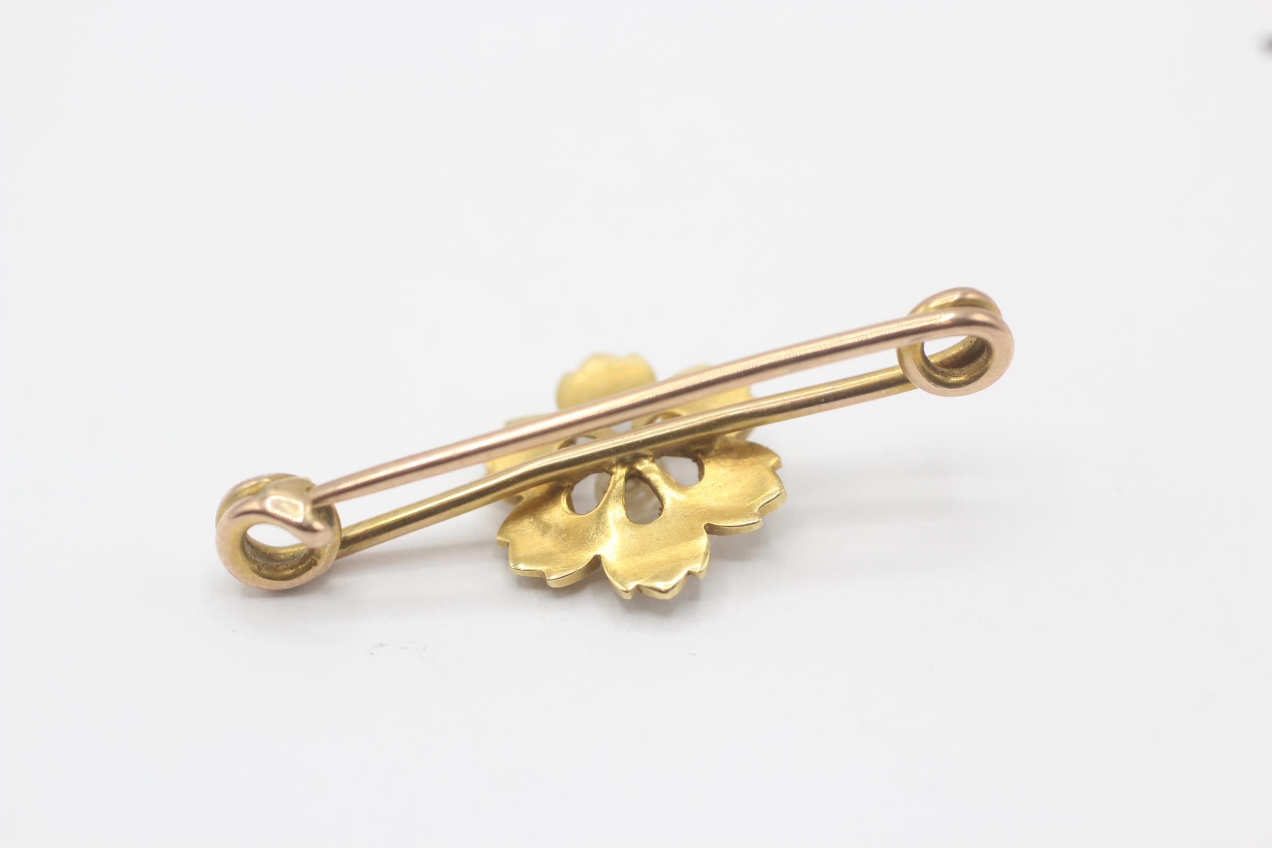 15ct gold antique seed pearl floral bar brooch with 9ct pin 1.6 g - Image 5 of 5