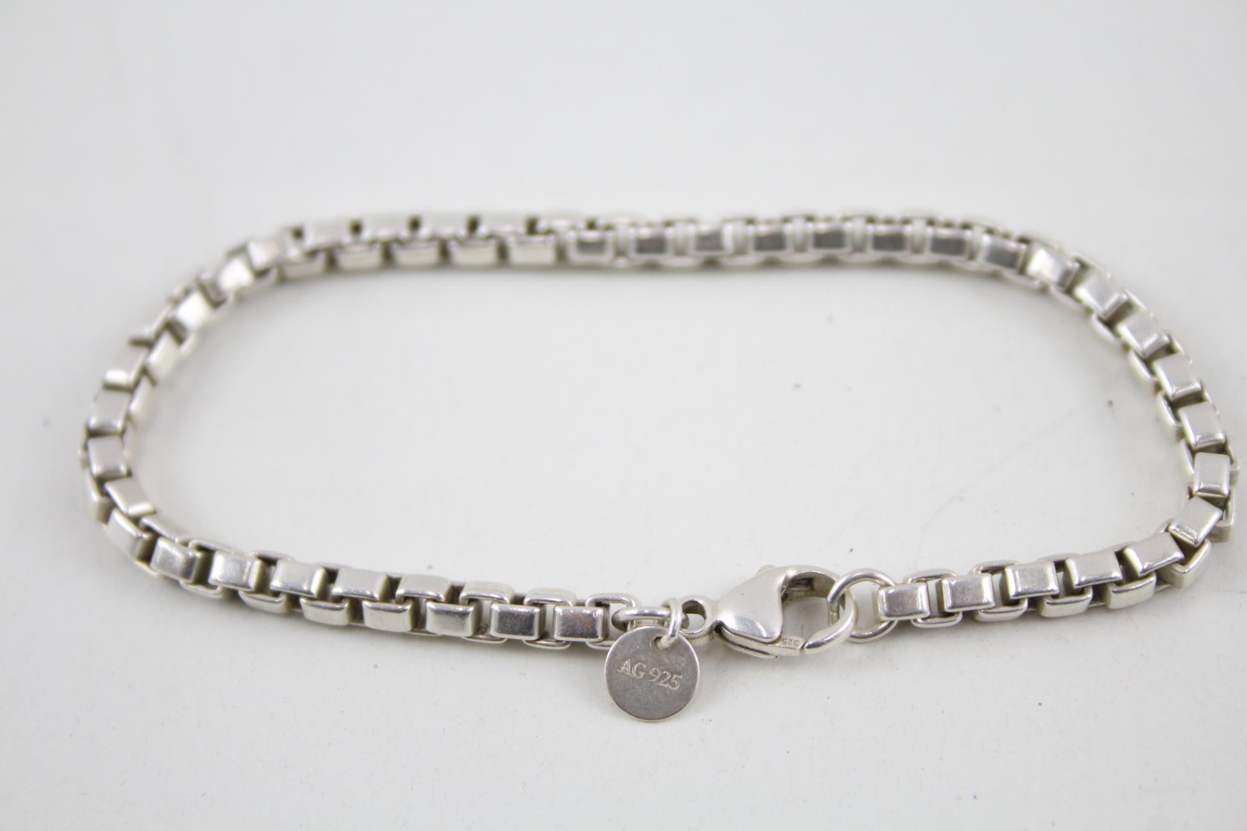 Silver box link bracelet by designer Tiffany & Co (15g) - Image 2 of 5