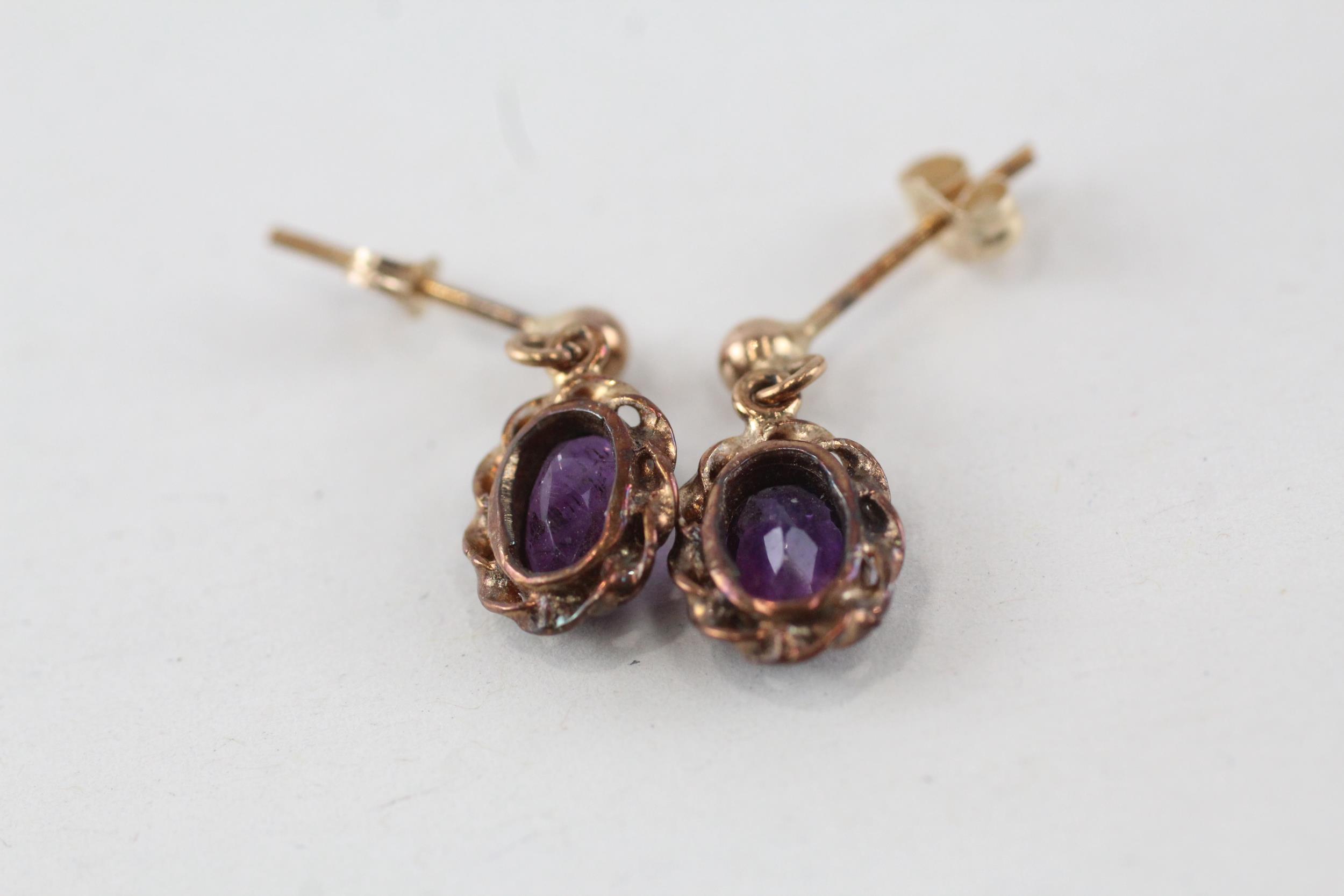 9ct gold amethyst single stone dangle earrings 1.8 g - Image 3 of 4