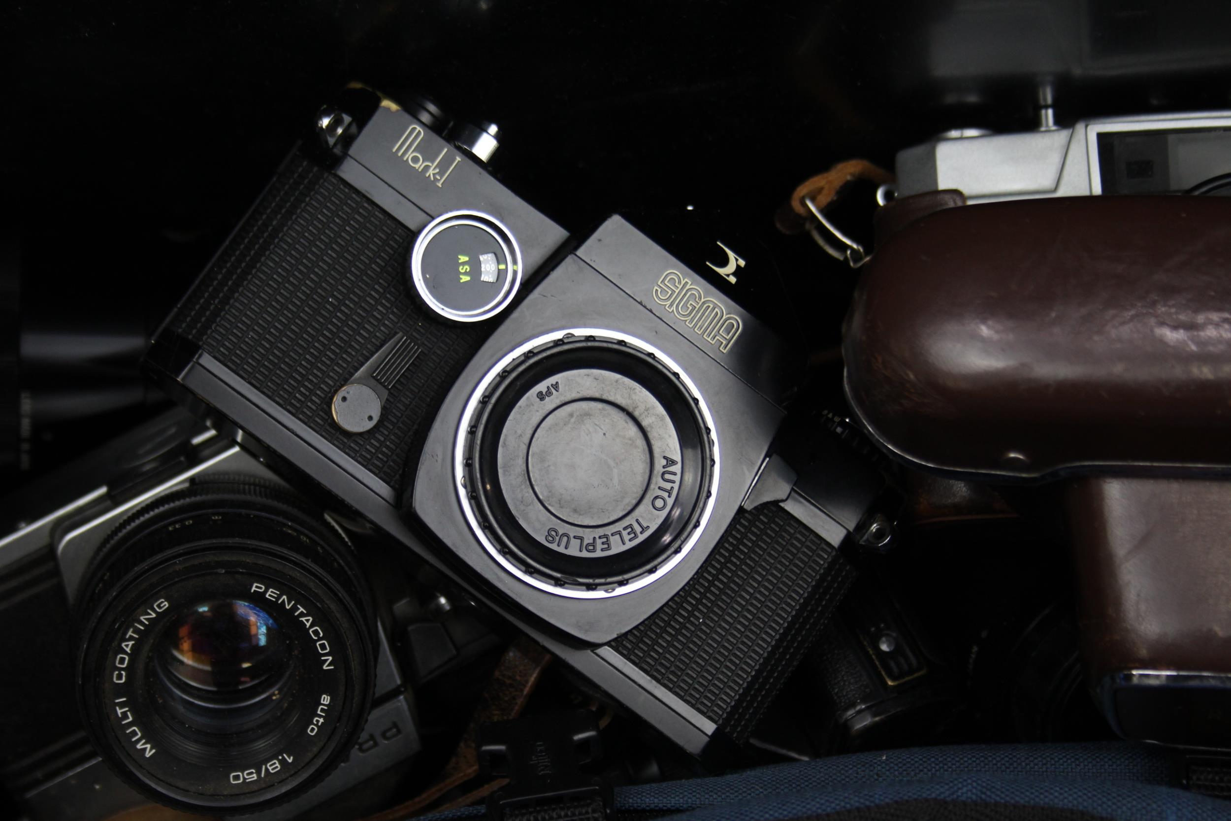 SLR Vintage Film Cameras Inc Zorki, Chinon, FED, Prakitca w/ Misc Lenses Job Lot - SLR Vintage - Image 3 of 6
