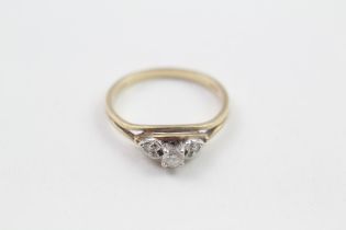 9ct gold diamond solitaire ring with diamond shoulders Size M 1.7 g