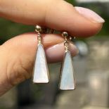 9ct gold mother od pearl drop earrings with scroll backs 3.1 g