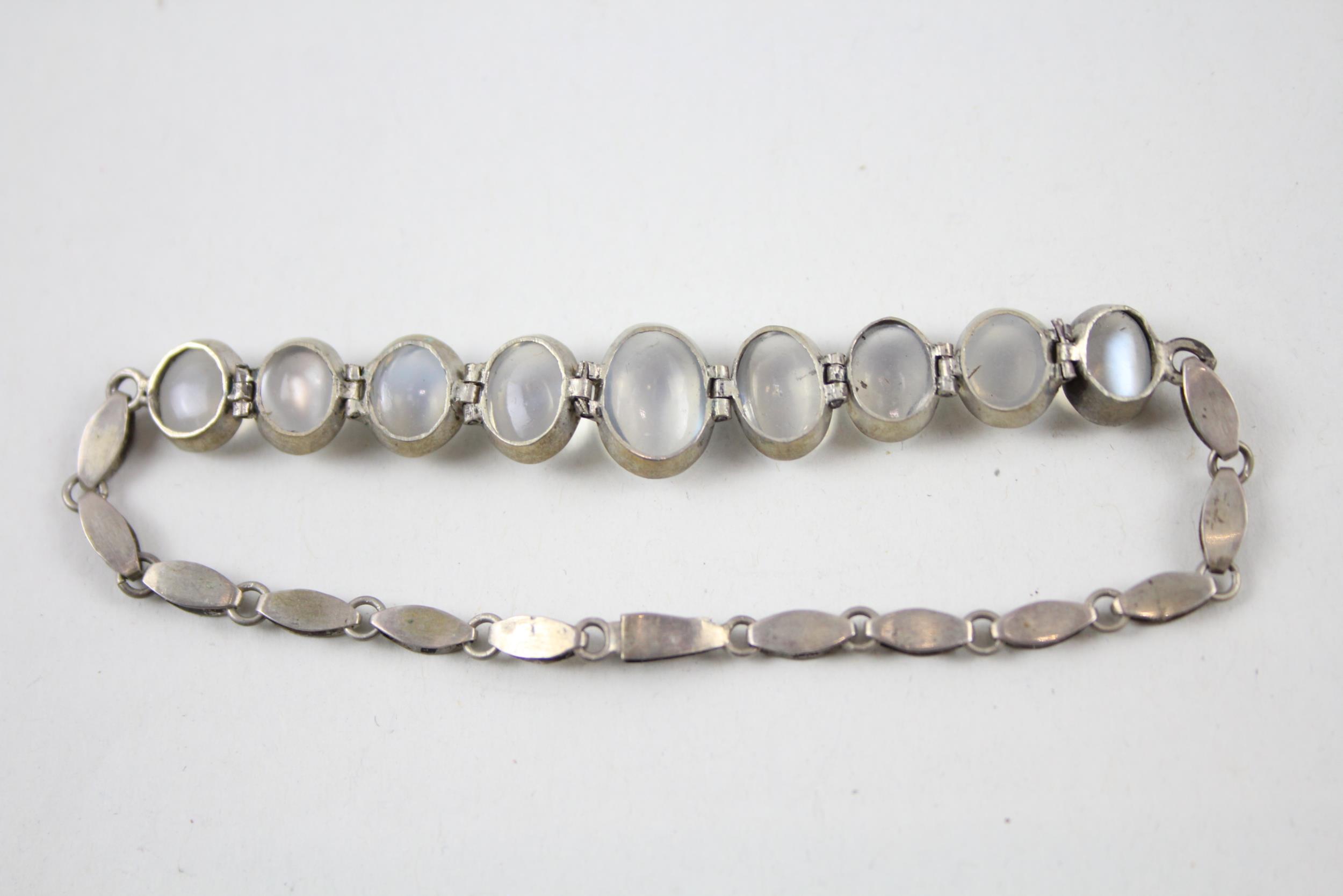 Silver Moonstone panel bracelet (7g) - Image 5 of 5