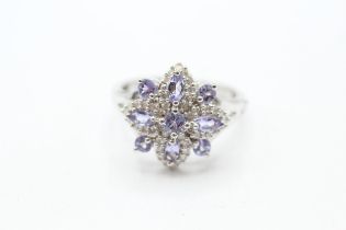 9ct gold tanzanite & diamond dress ring Size N 3.2 g