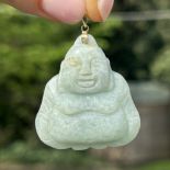 14ct gold carved jade buddha pendant 16.6 g