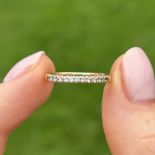 18ct gold diamond half eternity ring Size J 1/2 1.3 g