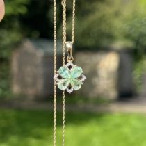 9ct gold diamond & blue gemstone floral cluster pendant necklace 2.3 g