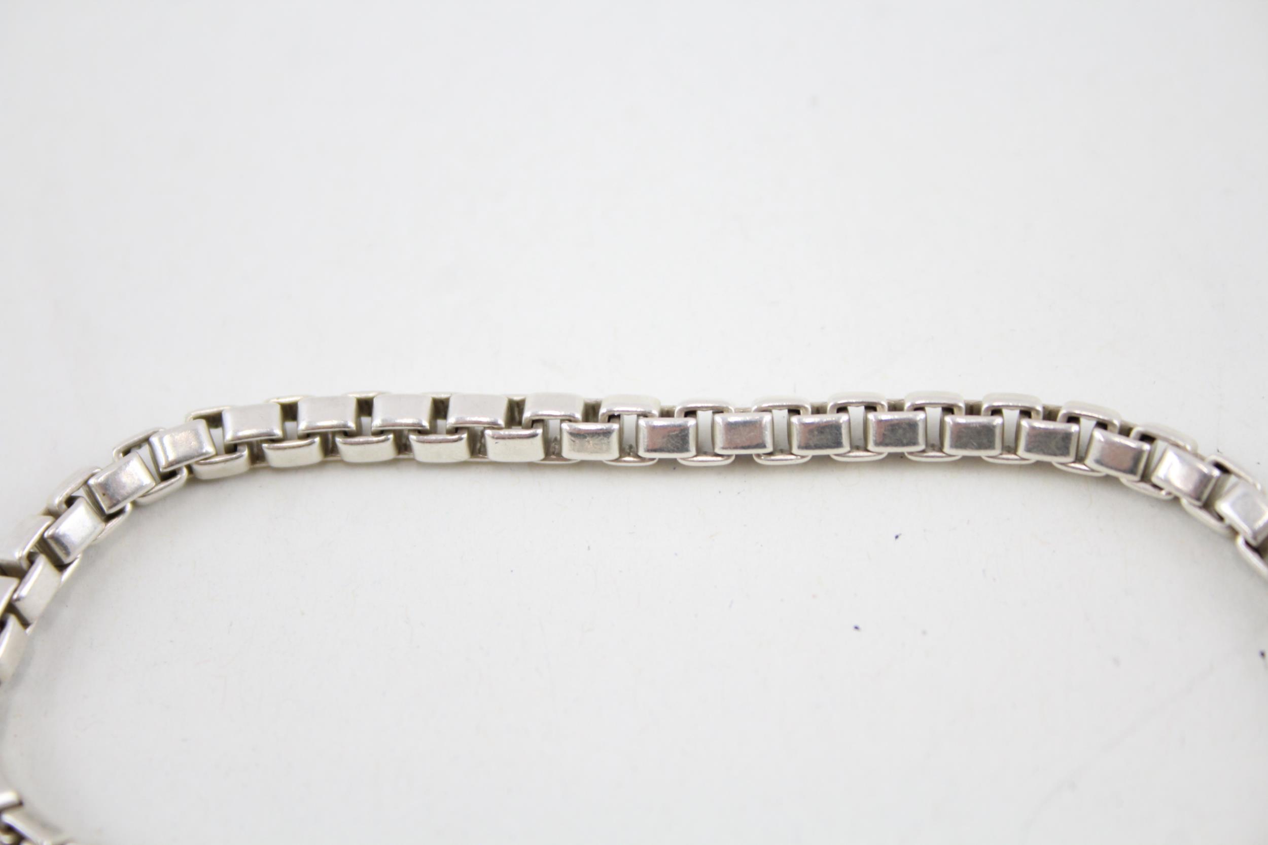 Silver box link bracelet by designer Tiffany & Co (15g) - Image 4 of 5