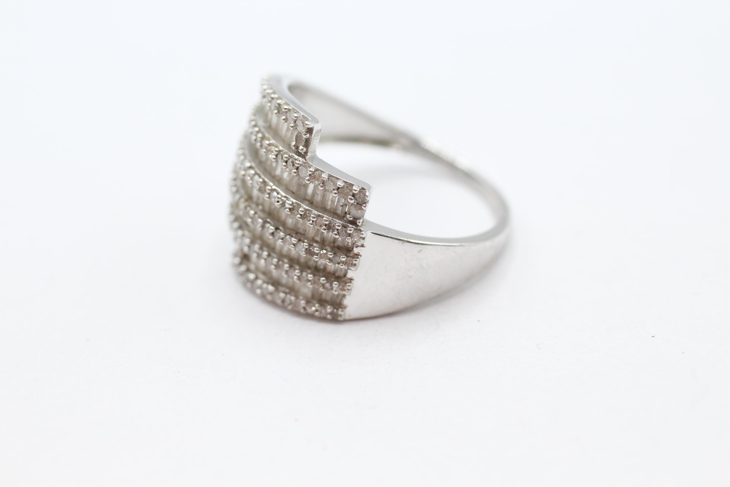 9ct white gold vari-cut diamond dress ring Size Q 4.8 g - Image 3 of 4