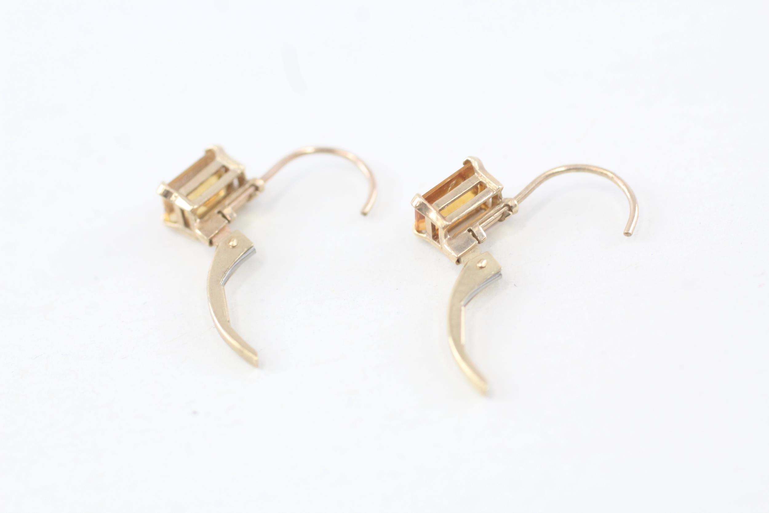 9ct gold rectangular cut citrine set leverback earrings 1.2 g - Image 4 of 4