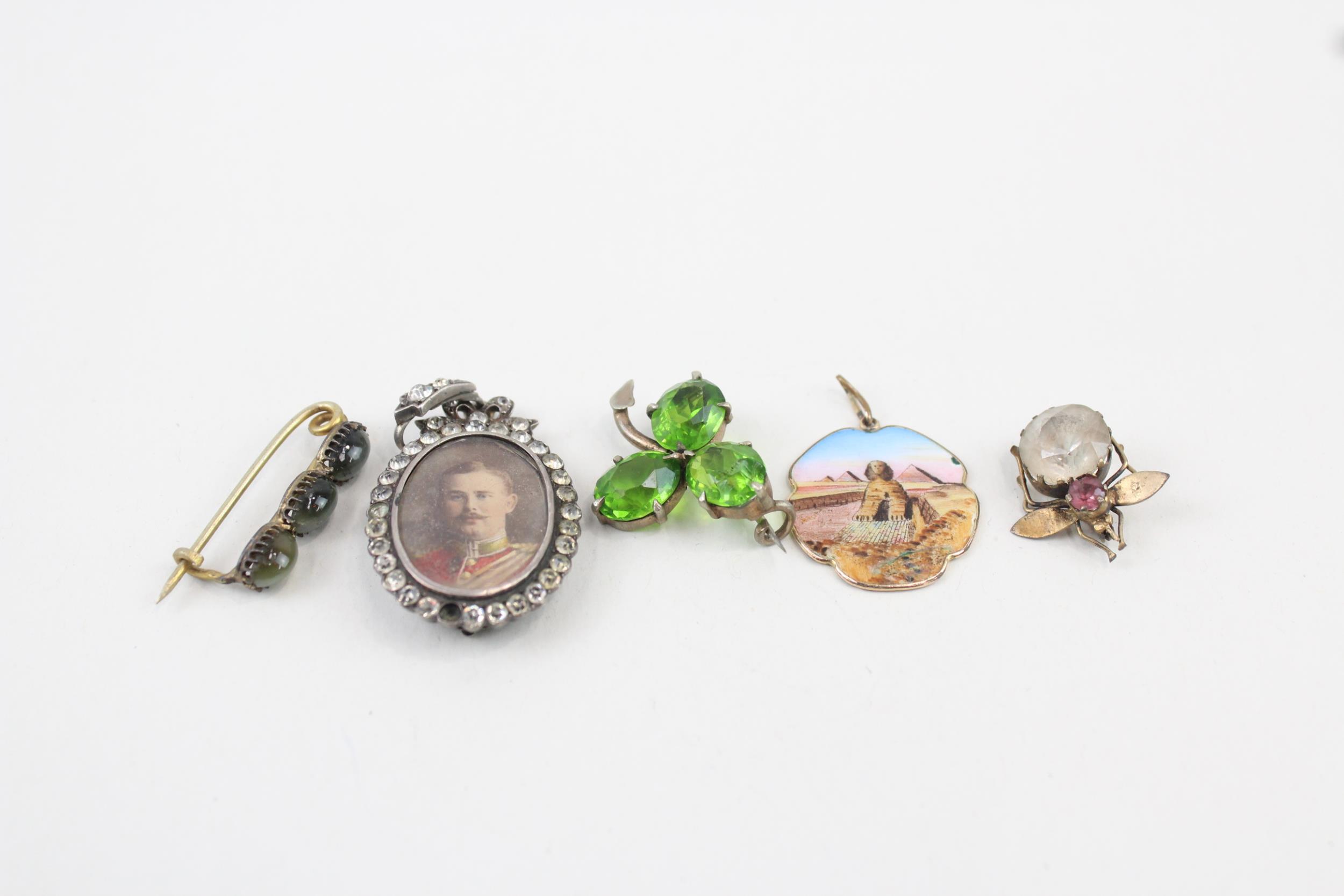 A collection of antique jewellery including double sided locket (19g)