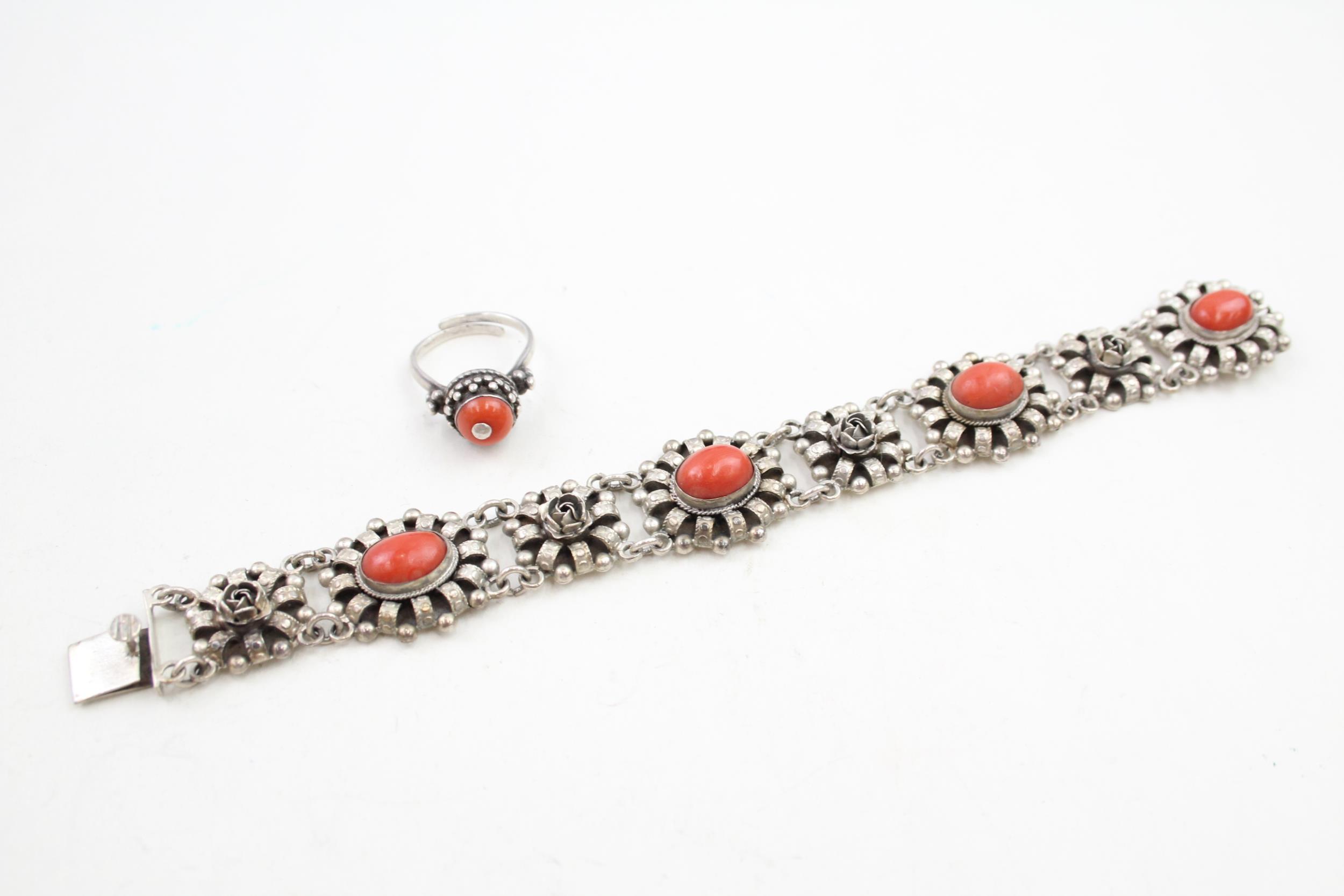 vintage 800 silver coral panel bracelet & ring set (36g)