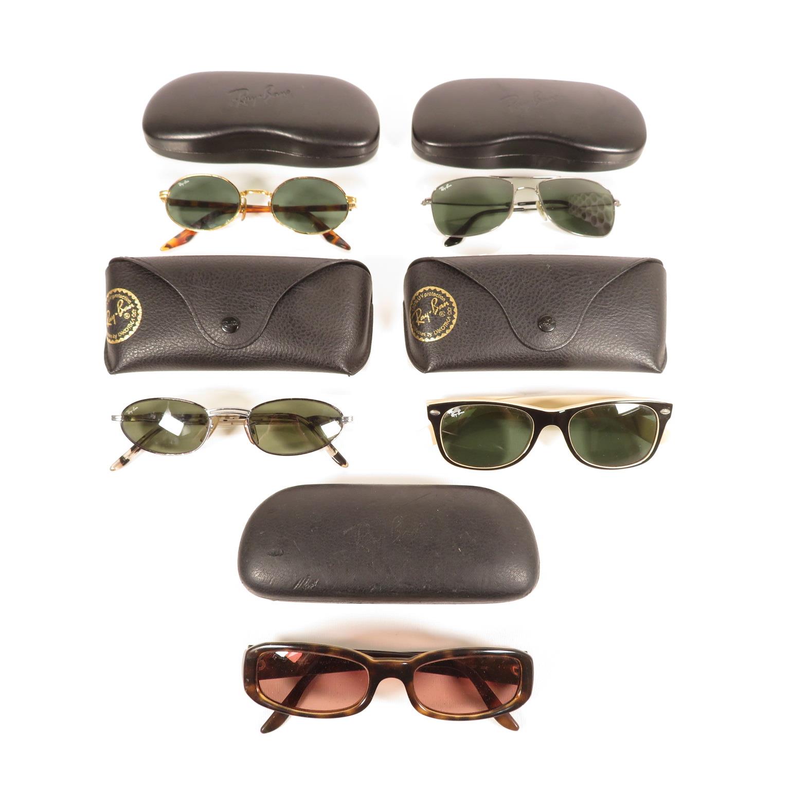 5x sets of original Ray Bans -