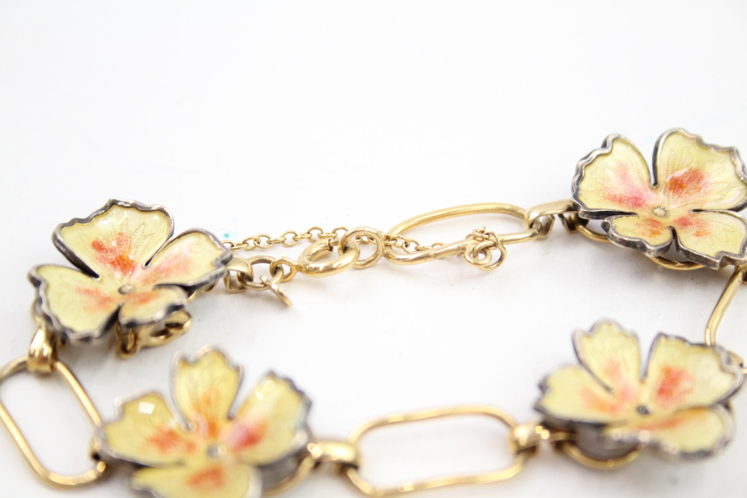 A mid century gold plated and silver enamel bracelet by Wells (18g) - Image 2 of 6