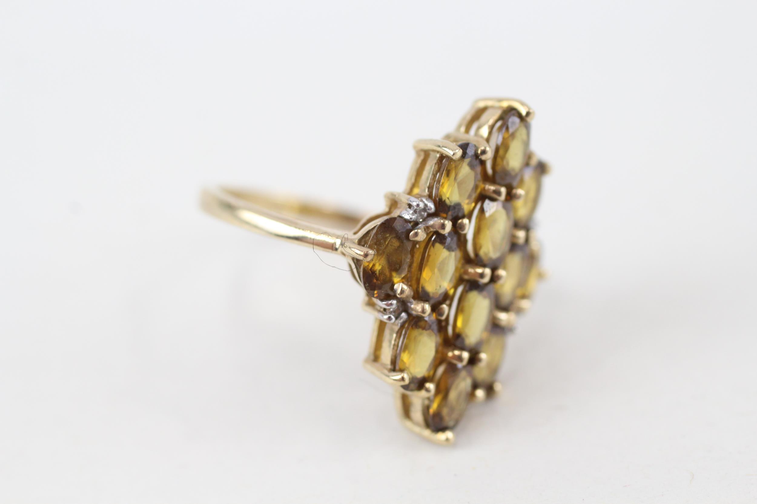 9ct gold diamond & brown gemstone cluster ring (3.5g) Size M - Image 2 of 4