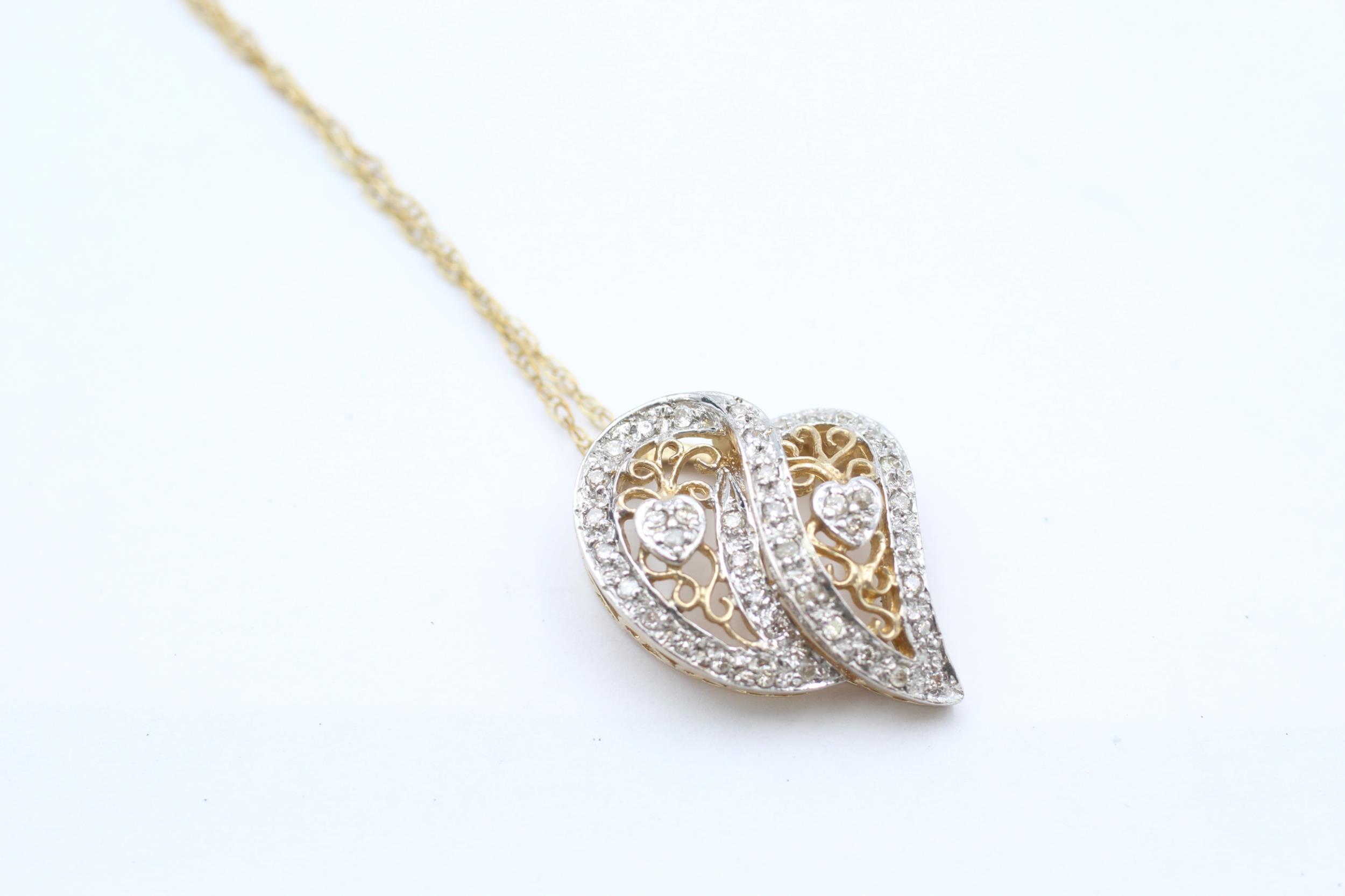 9ct gold diamond necklace - 4.6 g