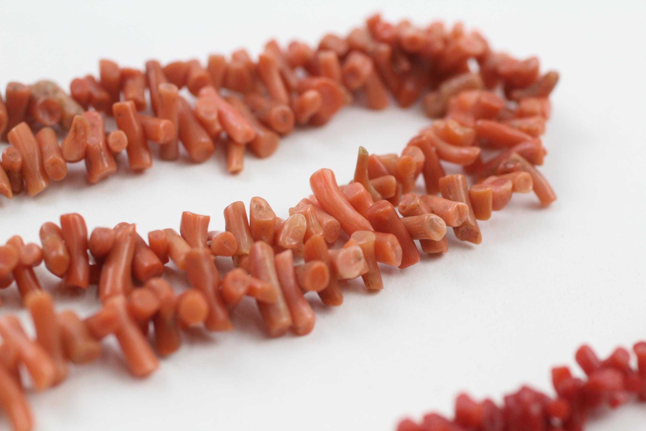 2 x 9ct gold clasp coral necklaces (56.5g) - Image 4 of 7