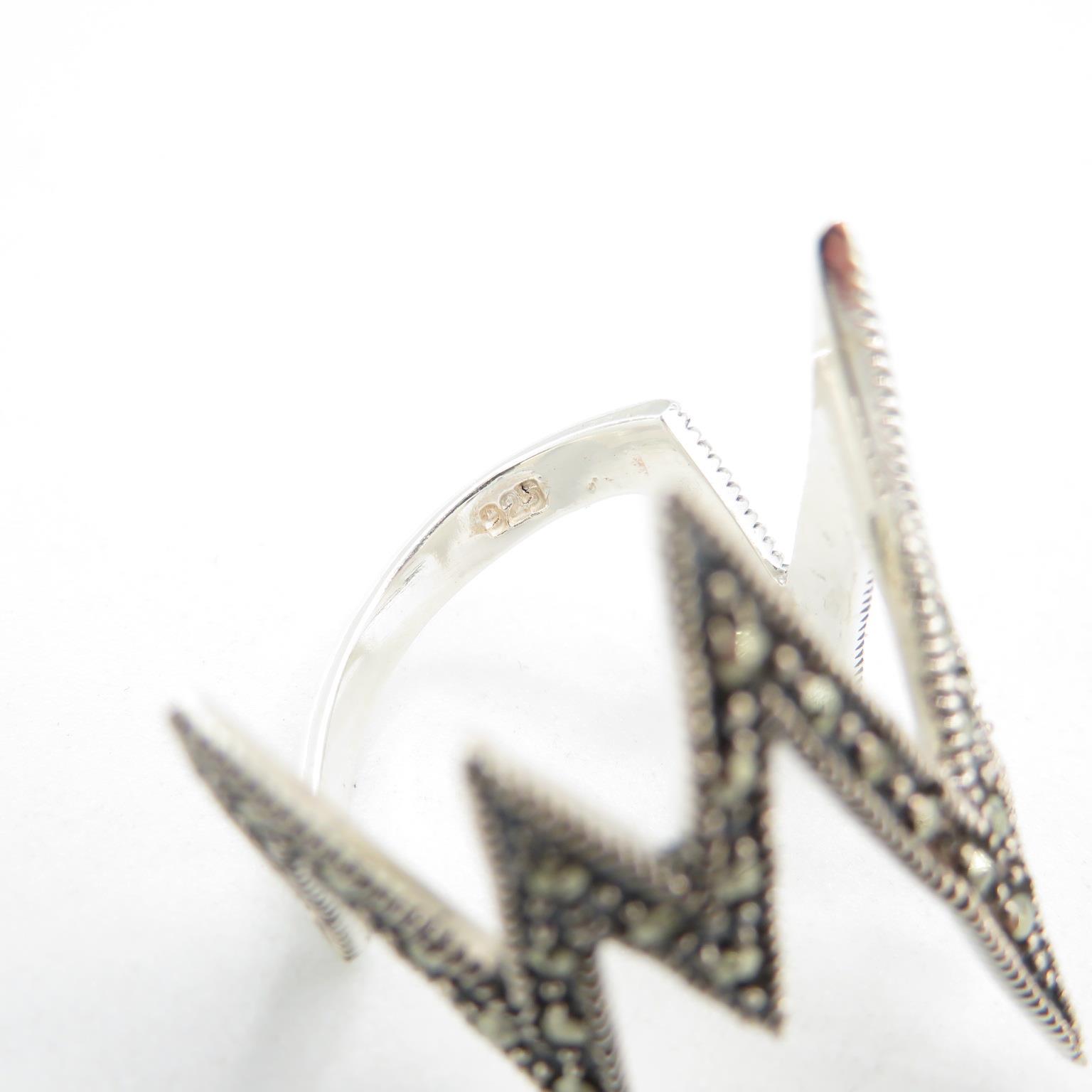 HM 925 Sterling Silver Zig Zag ring (5.1g) In excellent condition - Image 6 of 6