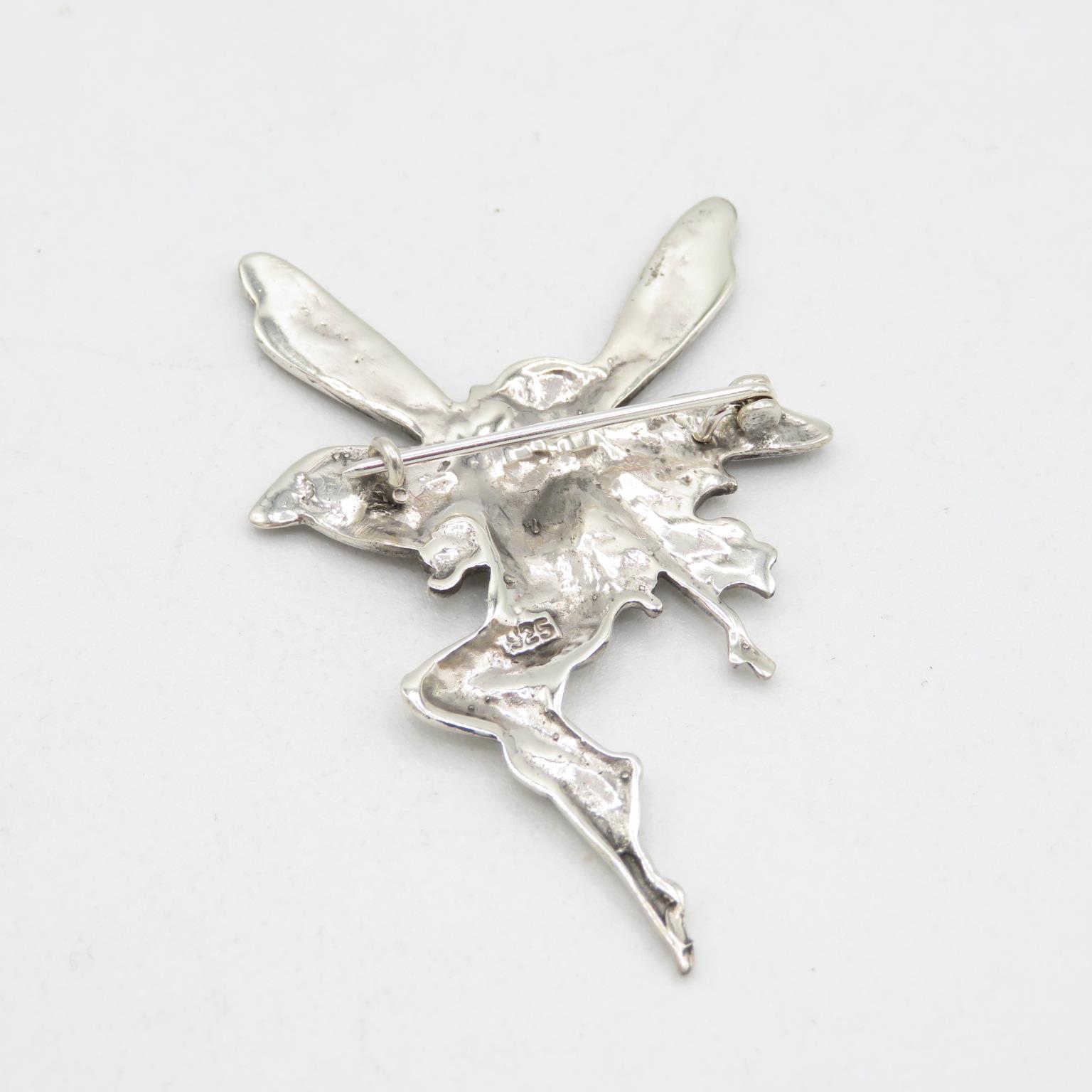 925 Sterling Silver HM Nymph Fairy brooch in perfect condition with tight fitting pin (7.5g) 60mm - Image 3 of 3
