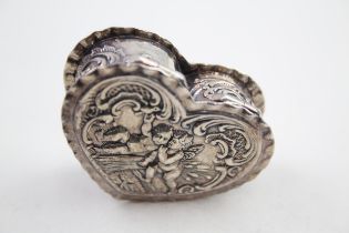 Vintage Stamped .925 Sterling Silver Heart Shaped Cherub Detailed Pill Box (31g) - Maker -