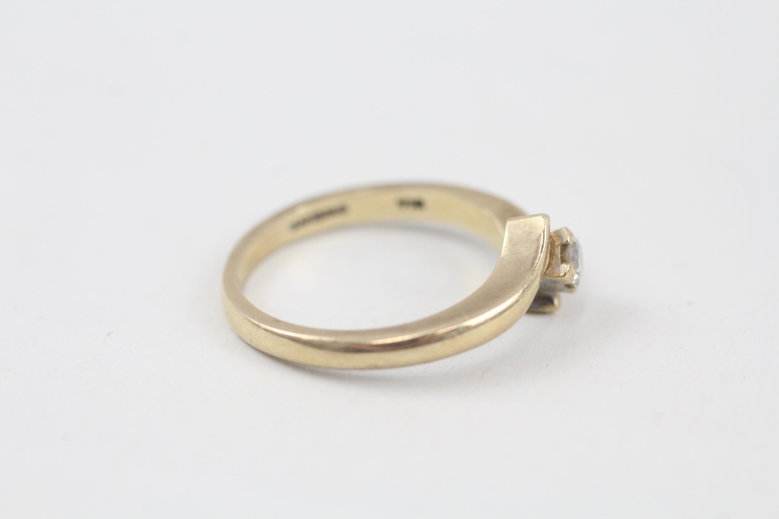 9ct gold circular cut diamond single stone ring Size M - 2.6 g - Image 7 of 7