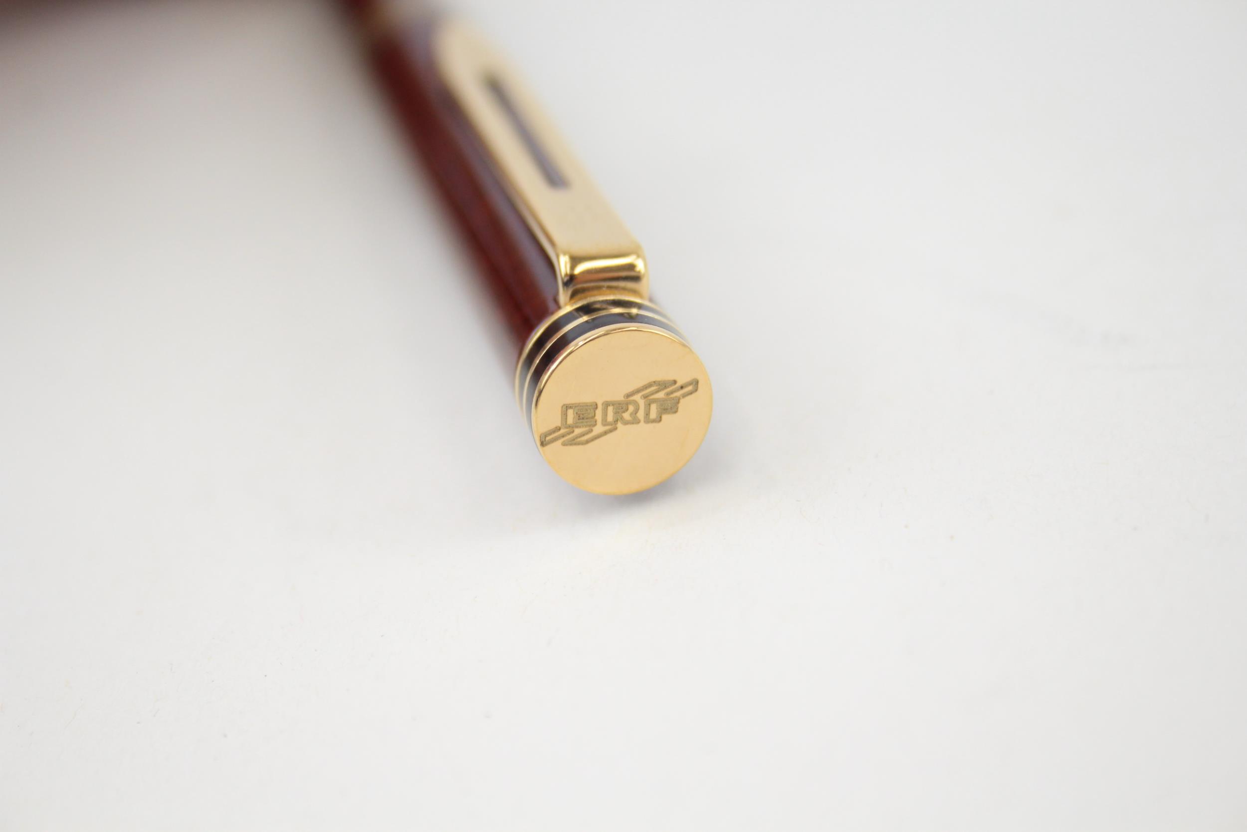 Vintage WATERMAN Exclusive Fountain Pen Burgundy Lacquer 18ct Nib WRITING - Dip Tested & WRITING - Image 5 of 5