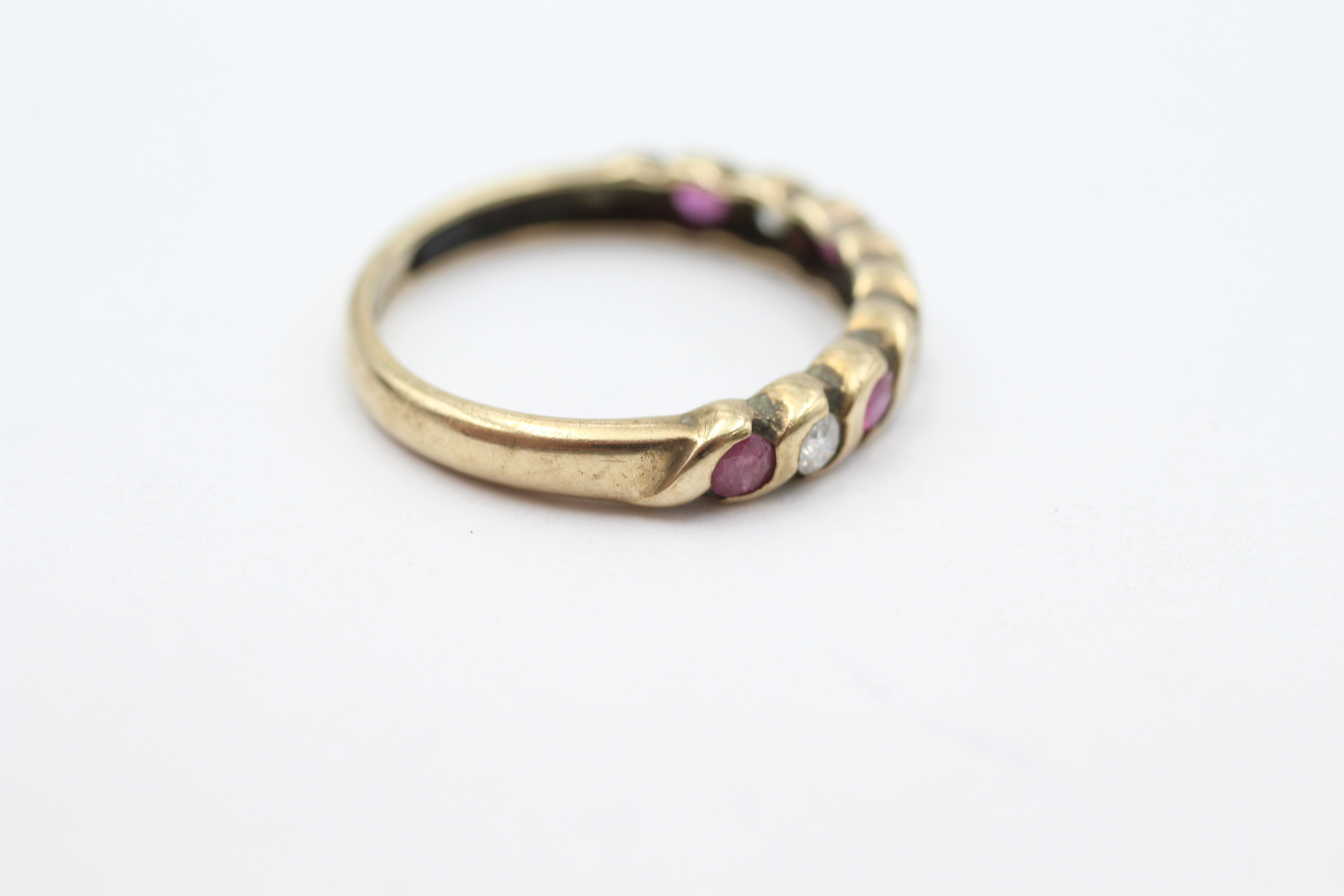 9ct gold diamond & ruby nine stone ring Size N - 1.9 g - Image 3 of 4