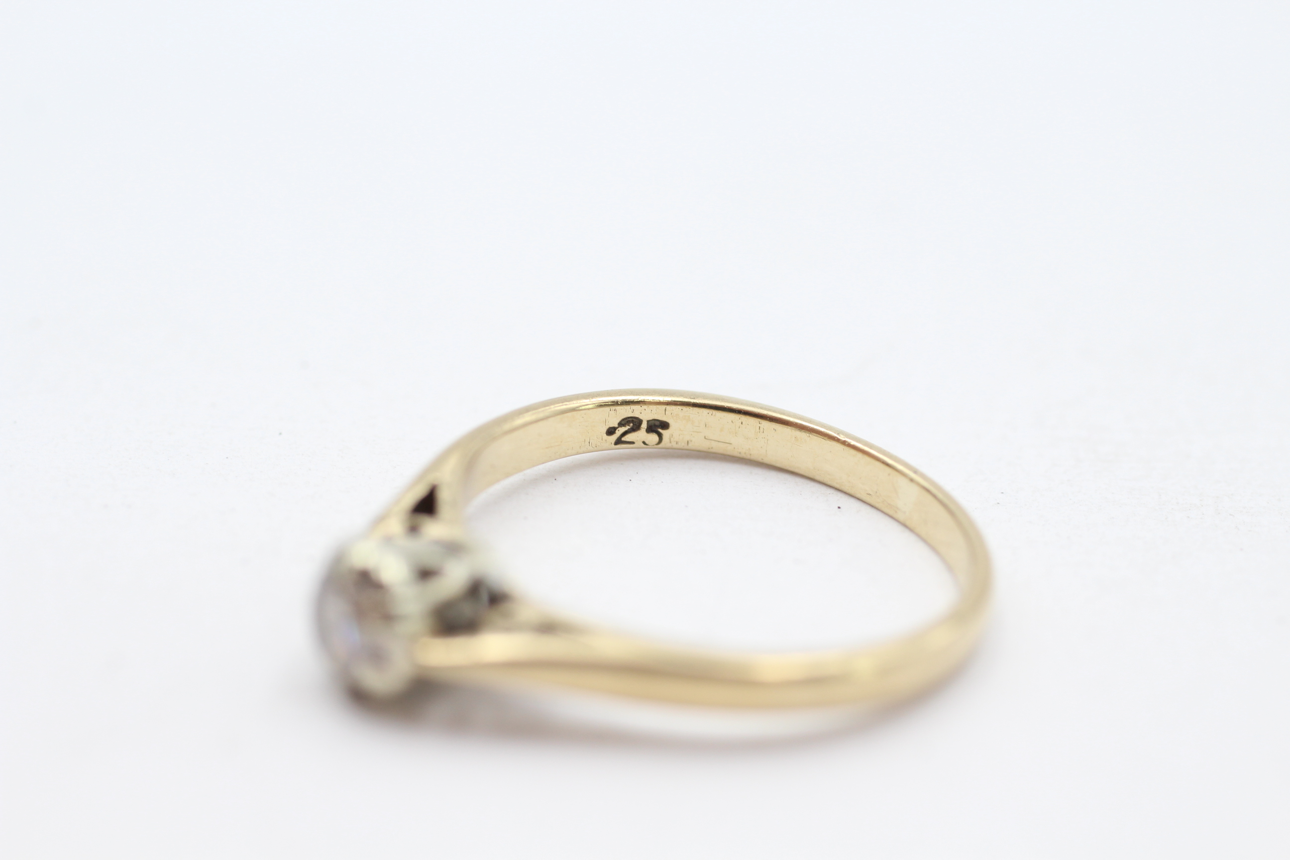 9ct gold round brilliant diamond single stone ring Size M - 2 g - Bild 4 aus 4