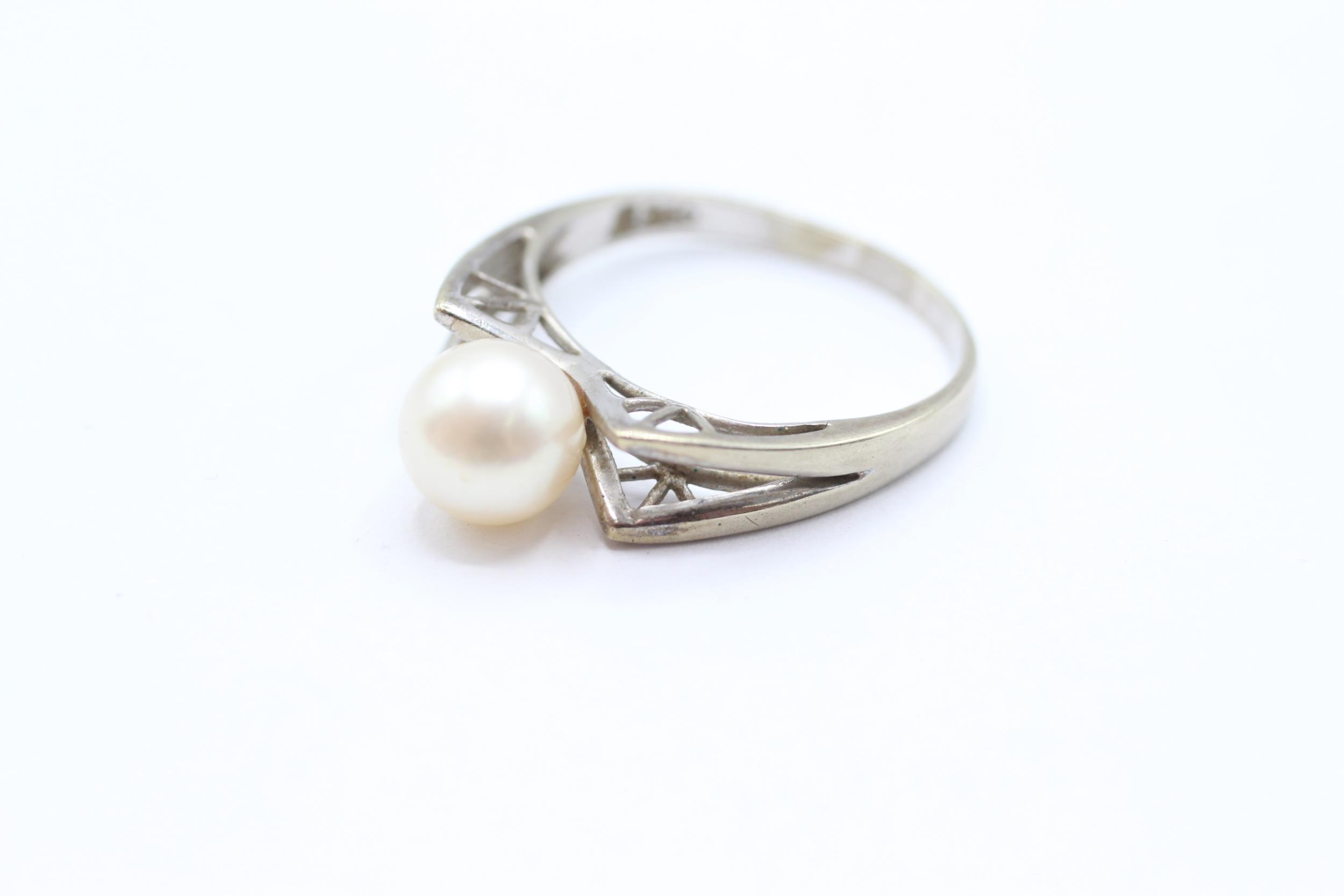 9ct gold cultured pearl dress ring Size O - 3.1 g - Image 3 of 4