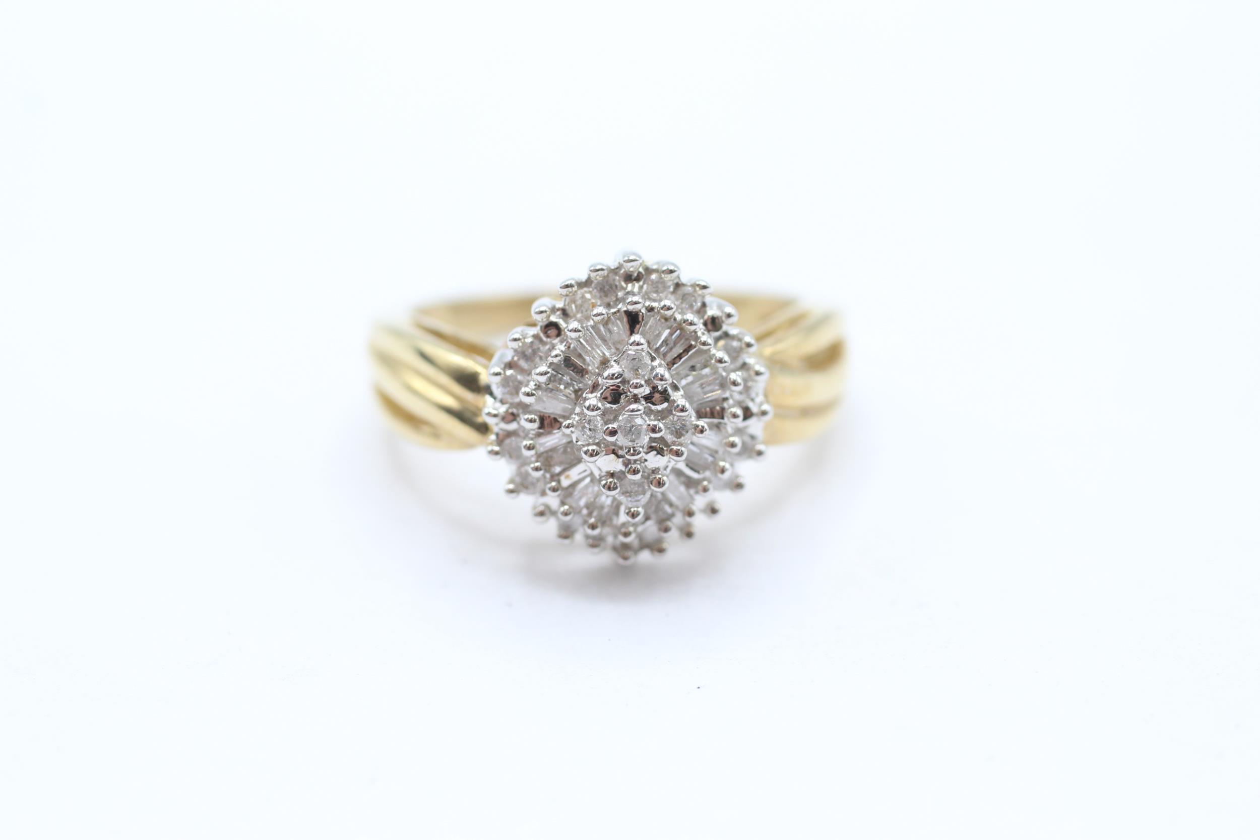 9ct gold vari-cut diamond cluster ring Size N - 3.9 g