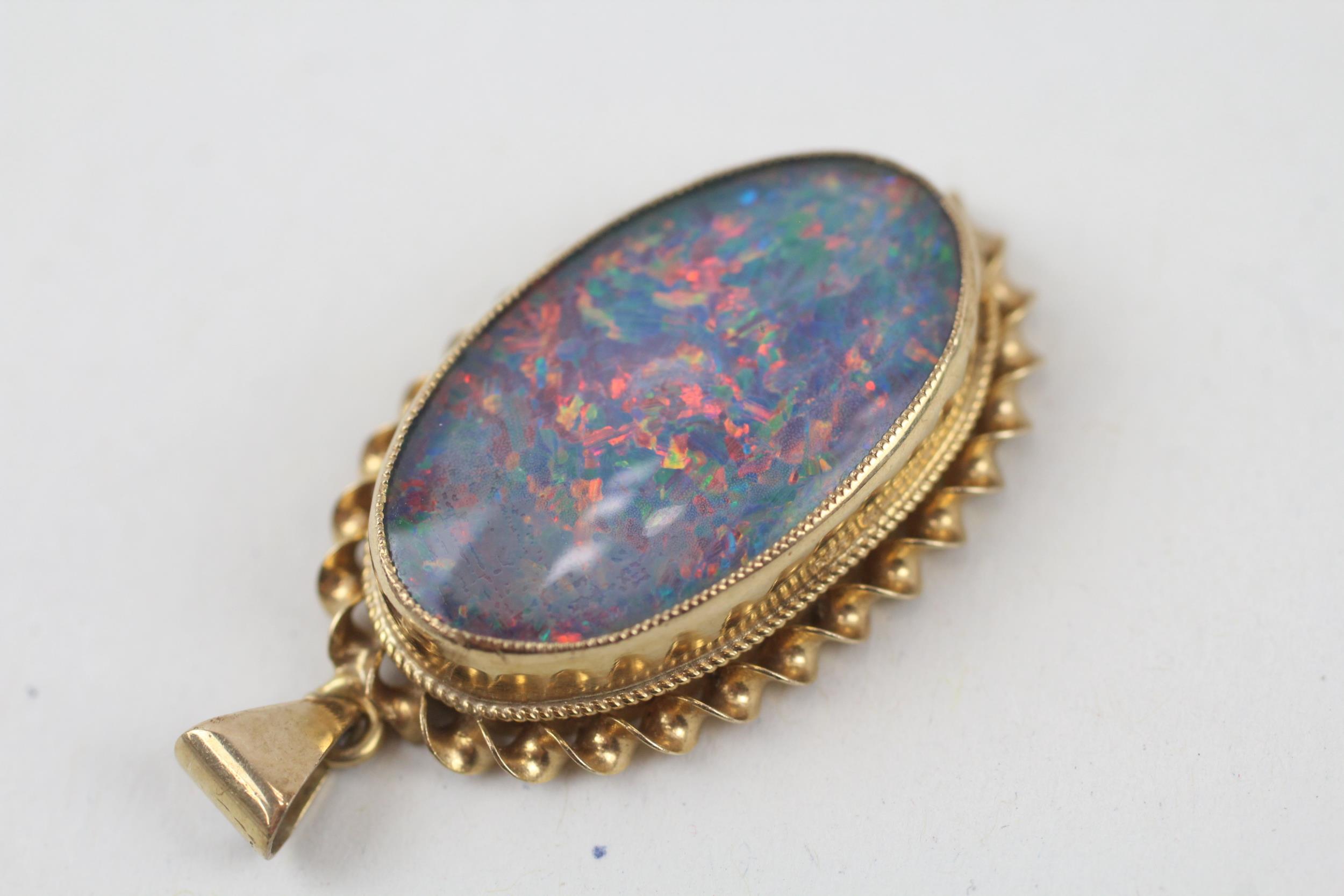 9ct gold oval opal triplet single stone pendant - 4.6 g - Image 5 of 7