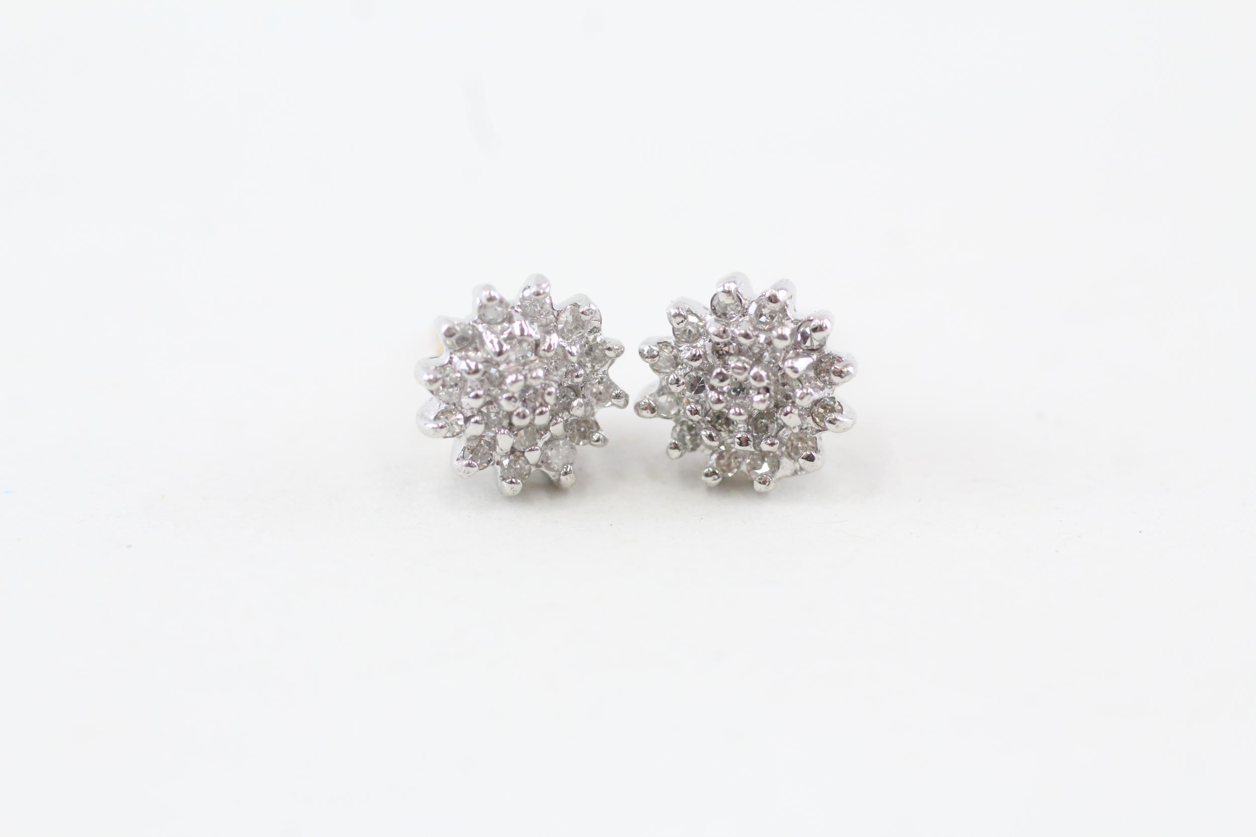 9ct gold diamond set cluster stud earrings - 1.6 g