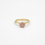 9ct gold pink gemstone solitaire ring (2.2g) Size N