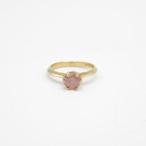 9ct gold pink gemstone solitaire ring (2.2g) Size N