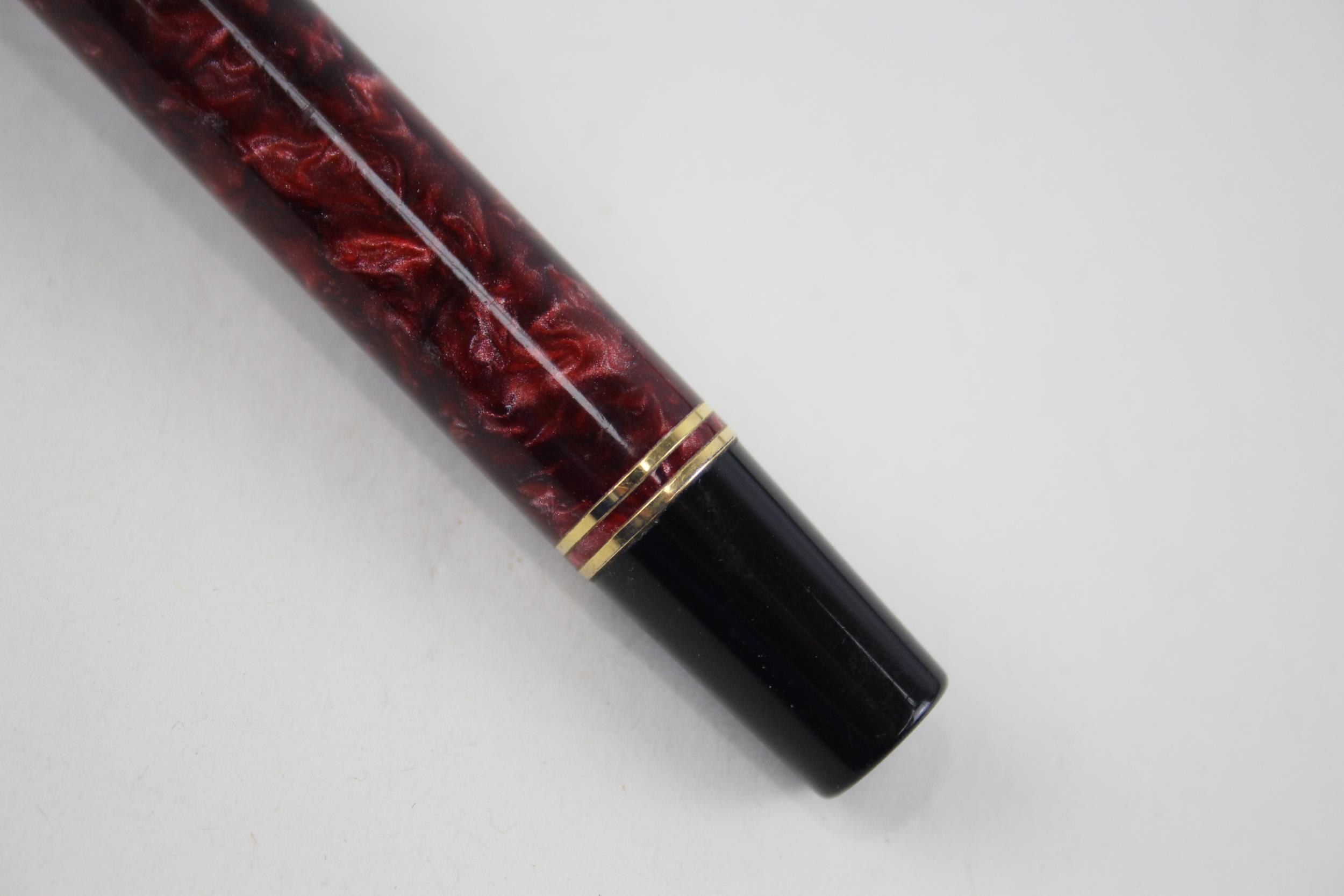 PARKER Duofold Special Burgundy Lacquer Fountain Pen w/ 18ct Gold Nib WRITING - Dip Tested & WRITING - Image 4 of 4