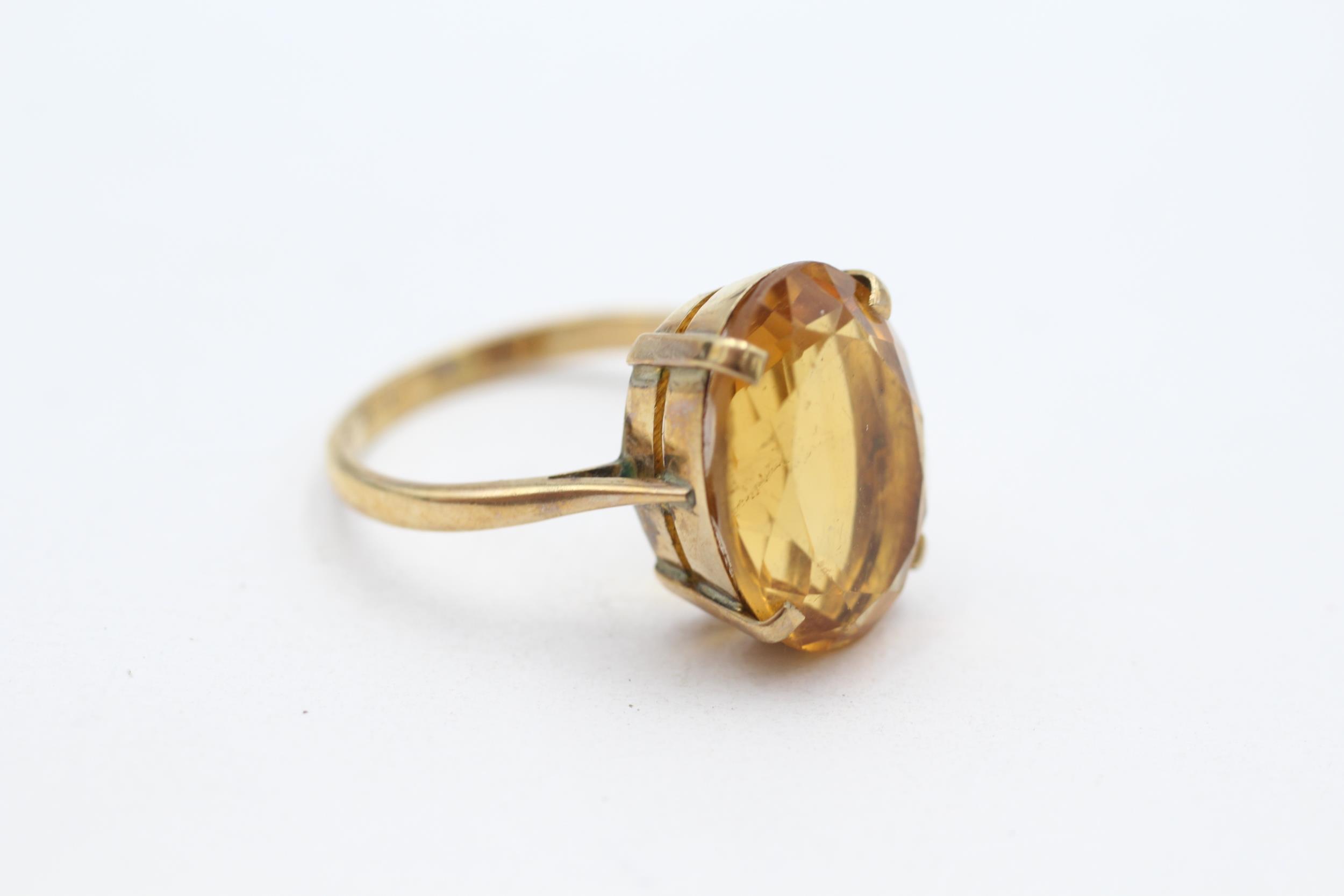 9ct gold oval citrine single stone ring Size L - 3.3 g - Image 2 of 4