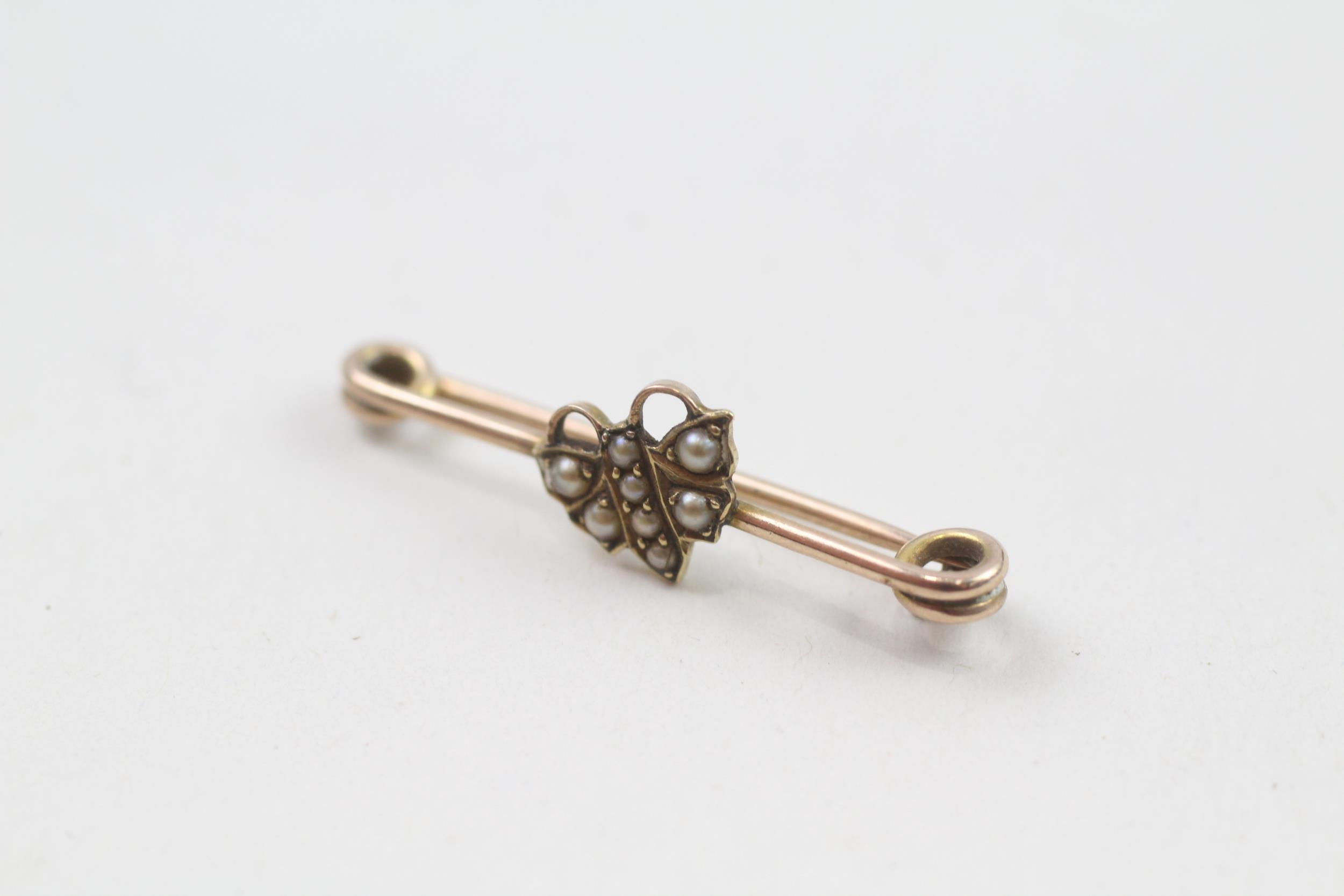 9ct gold antique seed pearl butterfly bar brooch (1.3g) - Image 2 of 4