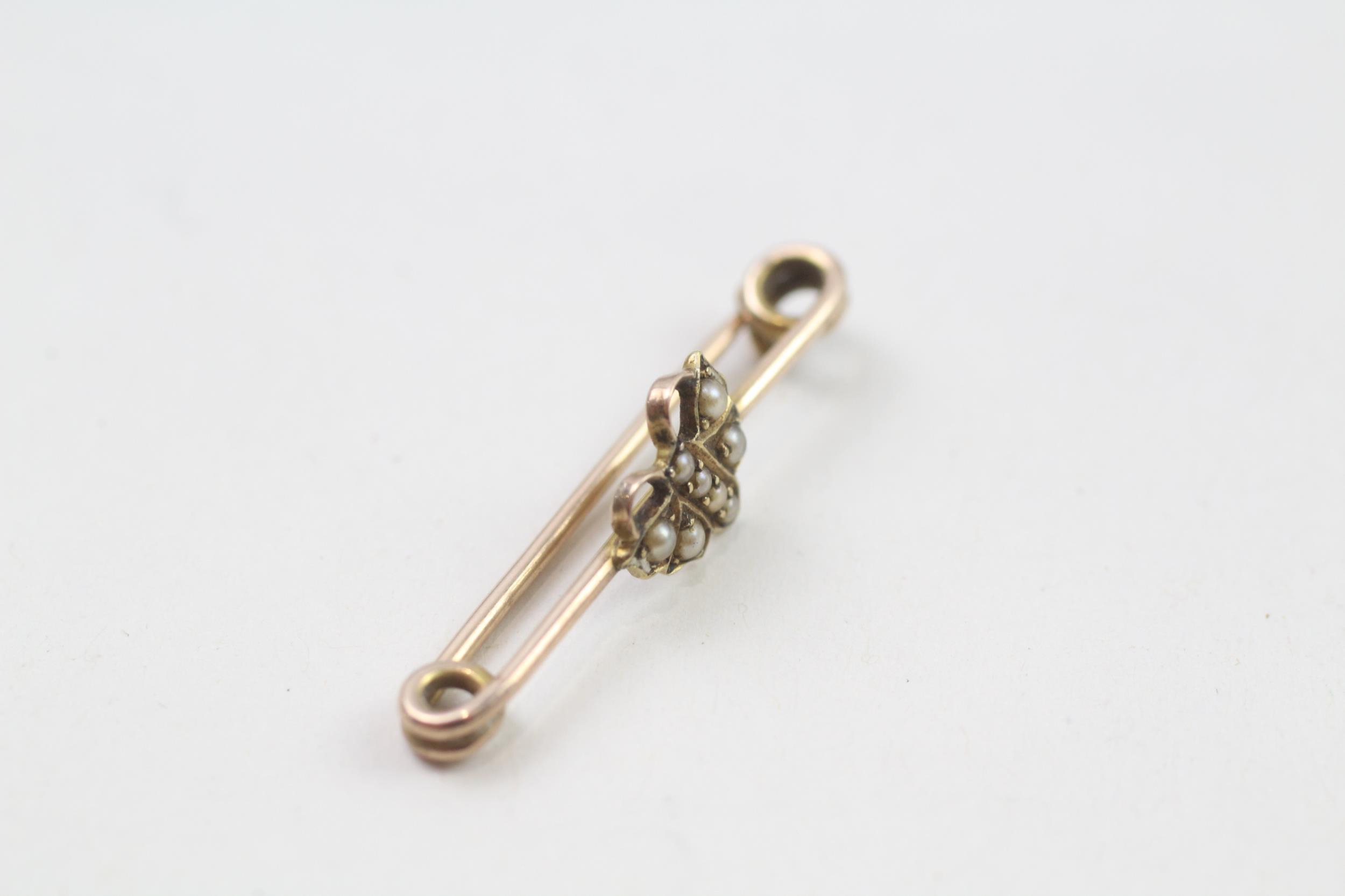 9ct gold antique seed pearl butterfly bar brooch (1.3g) - Image 3 of 4
