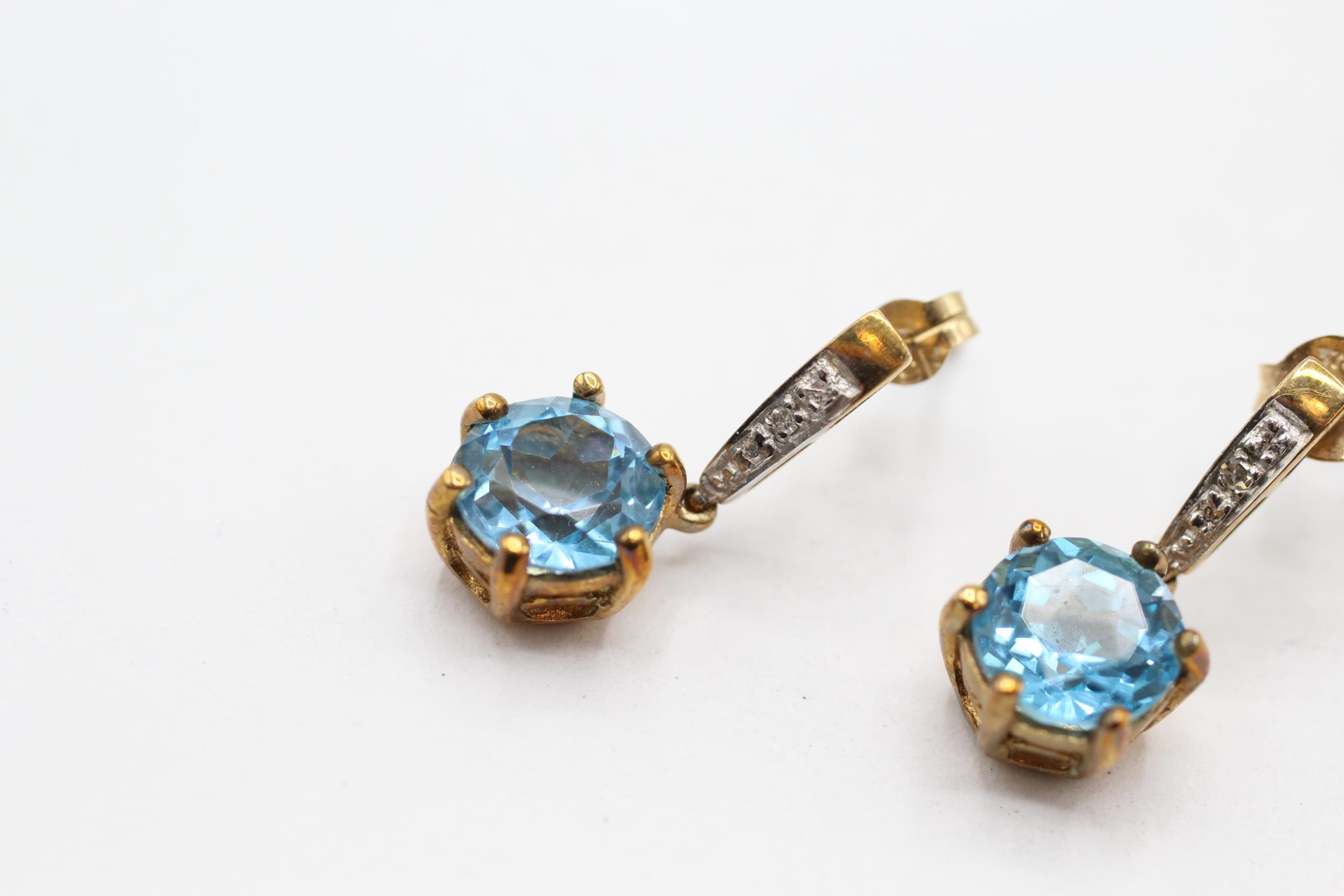 9ct gold blue topaz and diamond set drop earrings - 2.8 g - Image 2 of 4