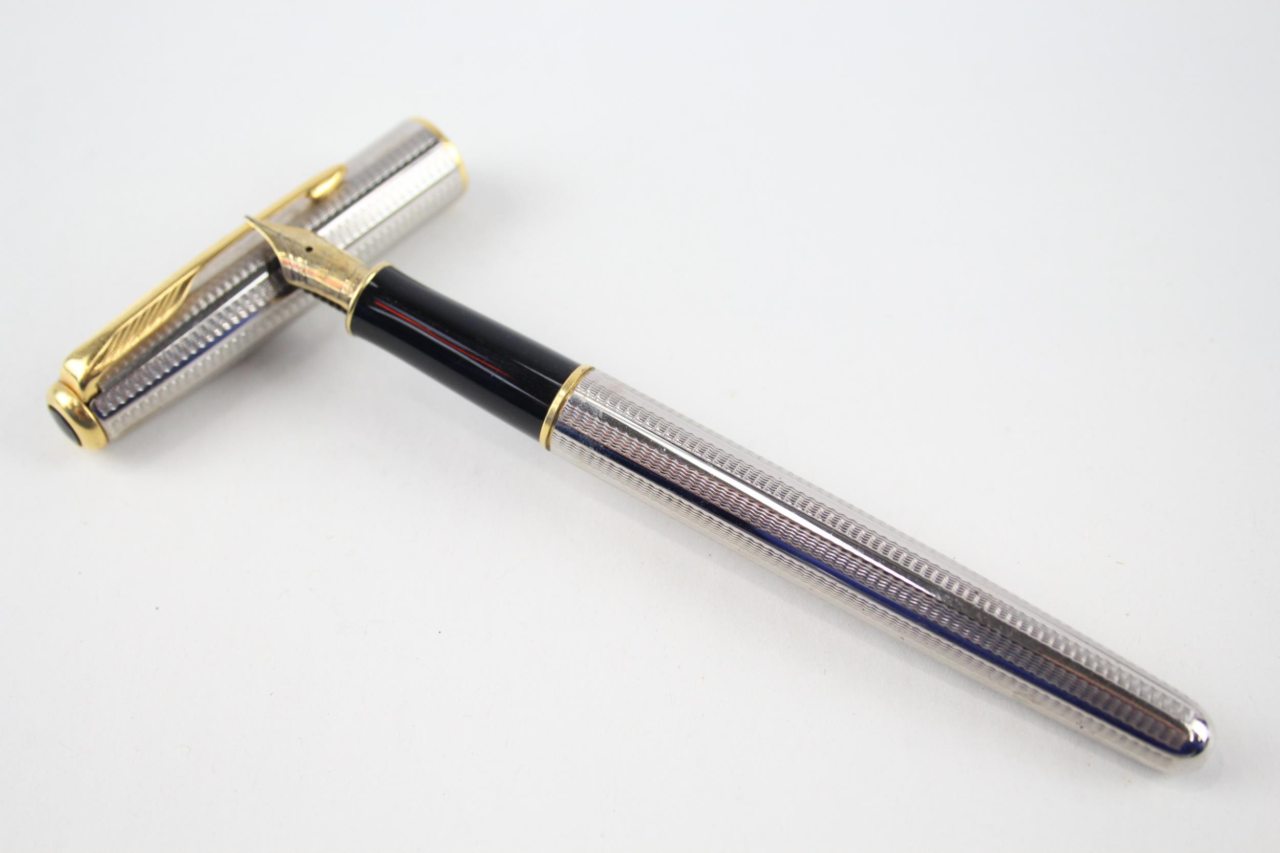 PARKER Sonnet Silver Plated Fountain Pen w/ 18ct Gold Nib WRITING - Dip Tested & WRITING In