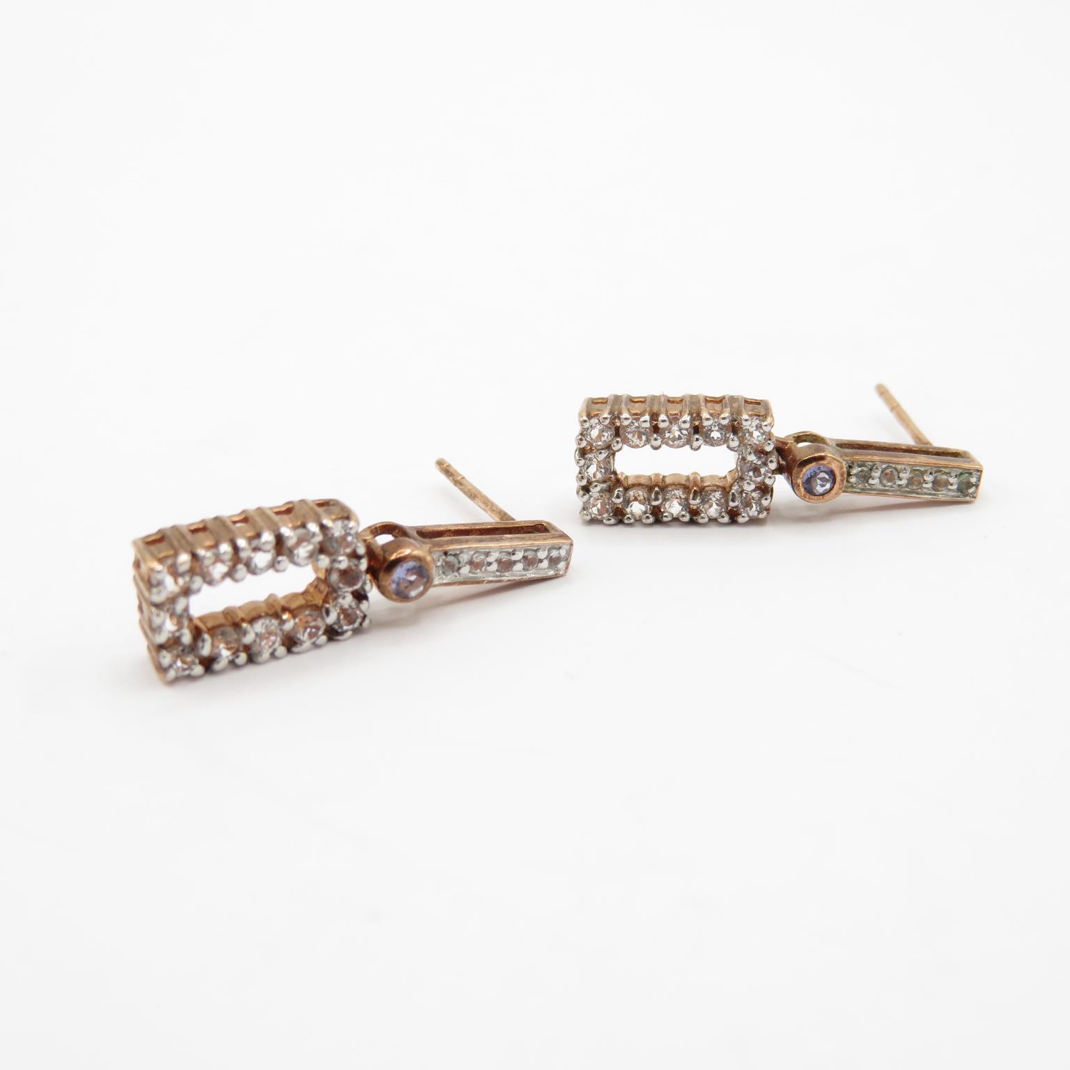 HM 9ct gold earrings decorated with white CZ stones (3.3g) - Image 2 of 4