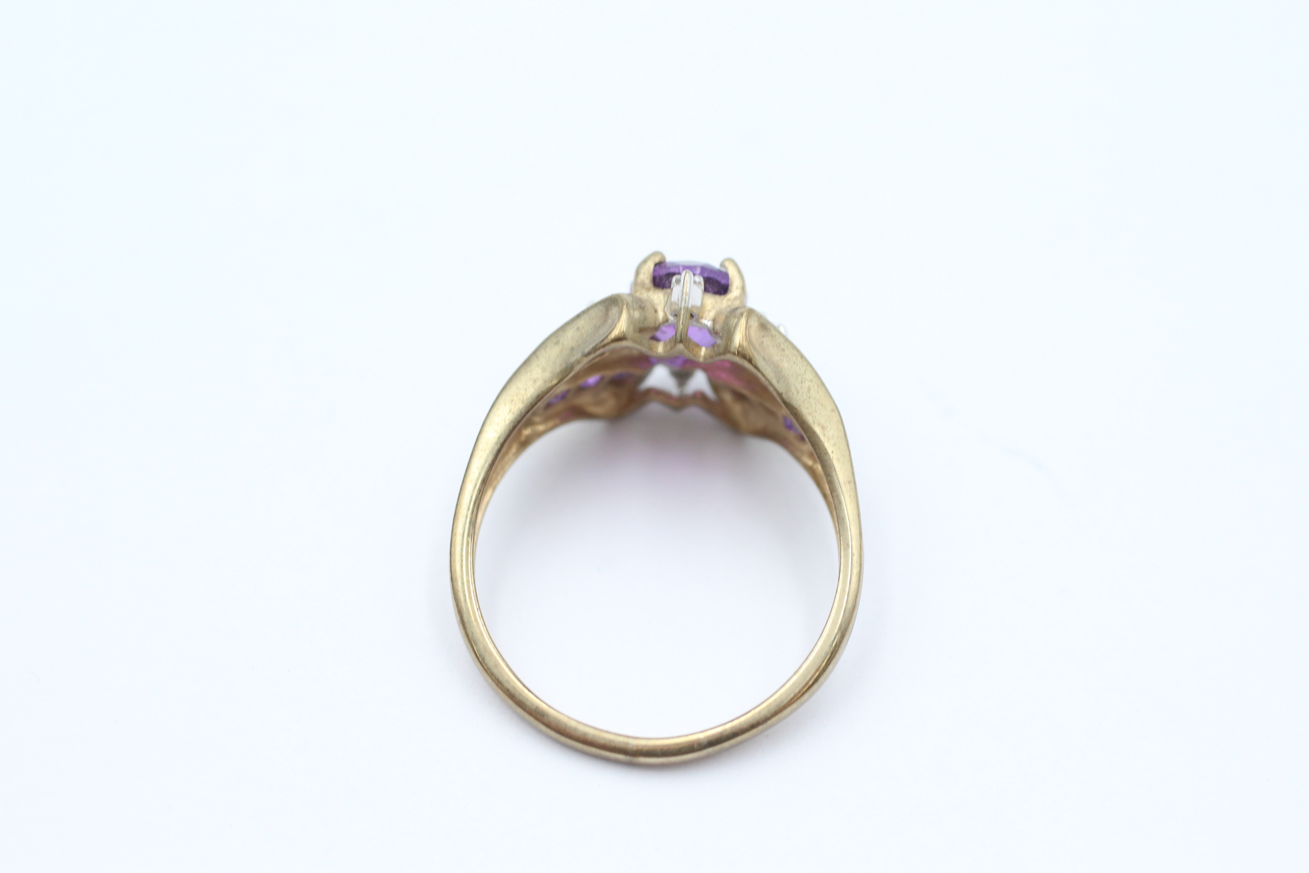 9ct gold diamond & amethyst cluster ring with tapered shank Size P 1/2 - 3.2 g - Image 4 of 4