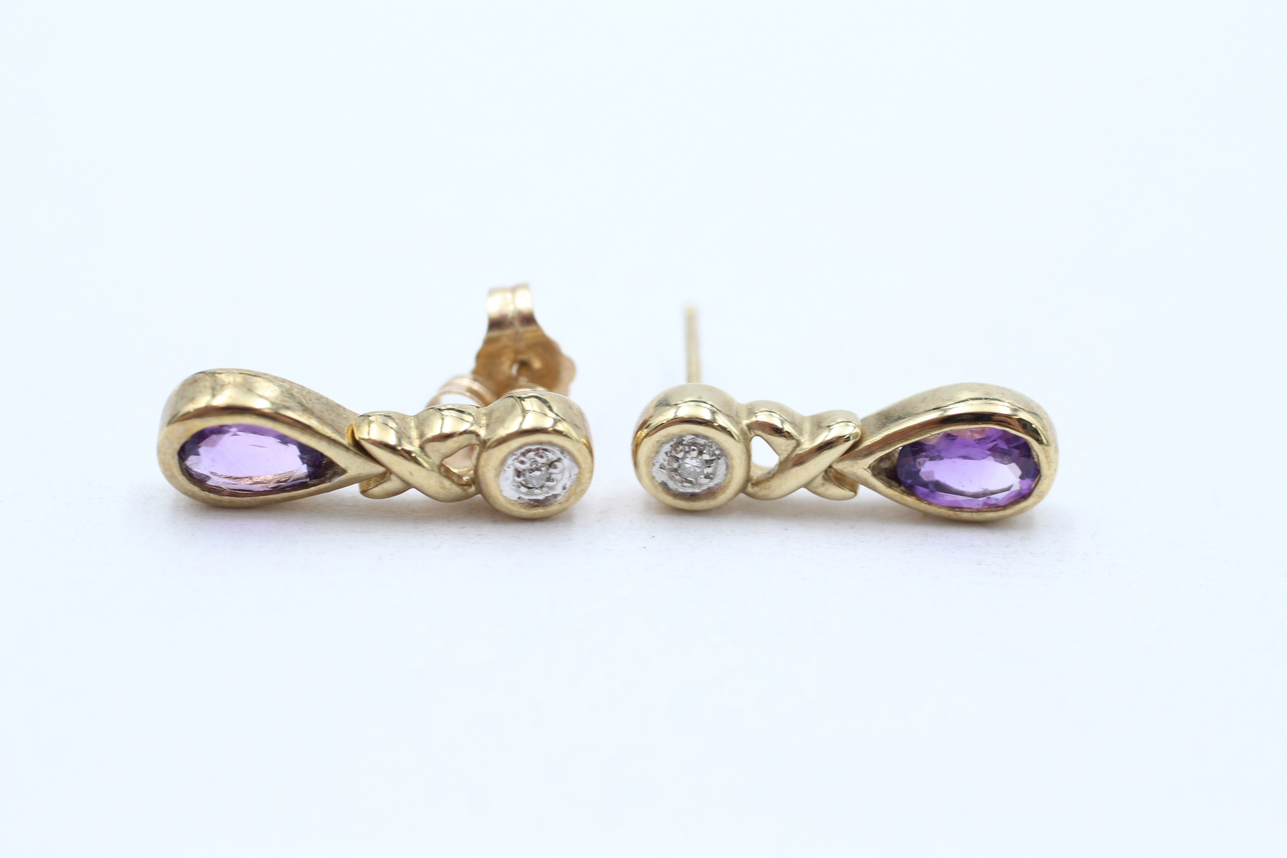 9ct gold diamond & pear shape amethyst dangle earrings - 2.6 g