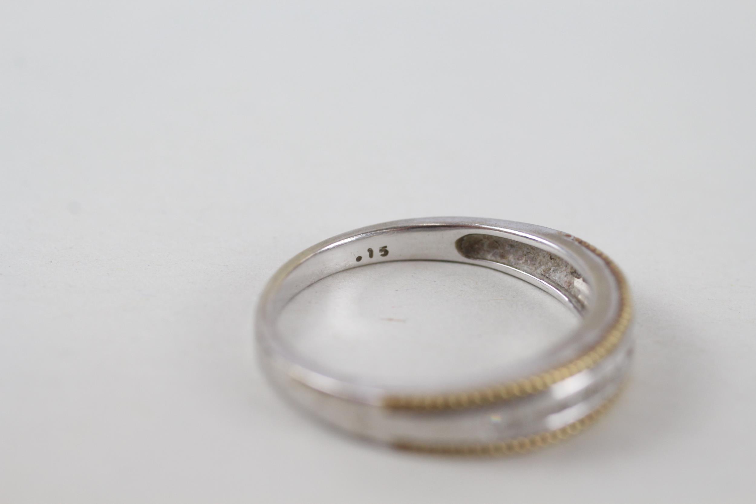 9ct gold bi-colour diamond half eternity ring , channel set (3g) Size Q - Image 3 of 5