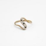 9ct gold sapphire & diamond dress ring Size O - 1.5 g