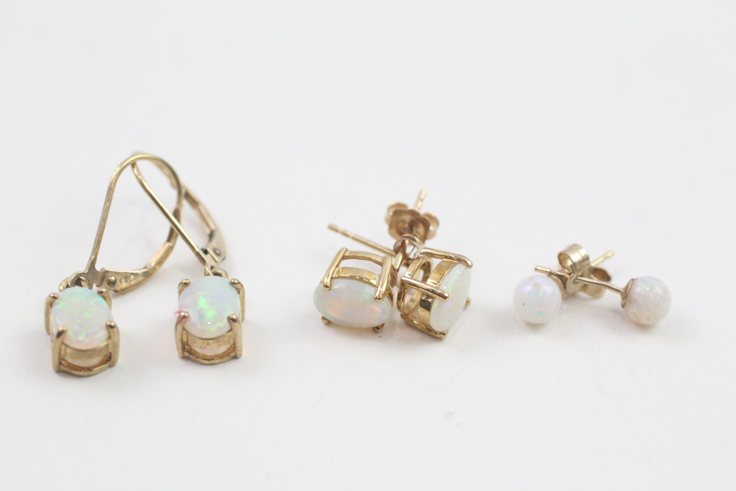 3 x 9ct gold opal earrings (3.6g)